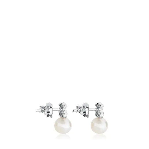 Brincos de cachorrinho em ouro branco com pérolas cultivadas e diamantes.