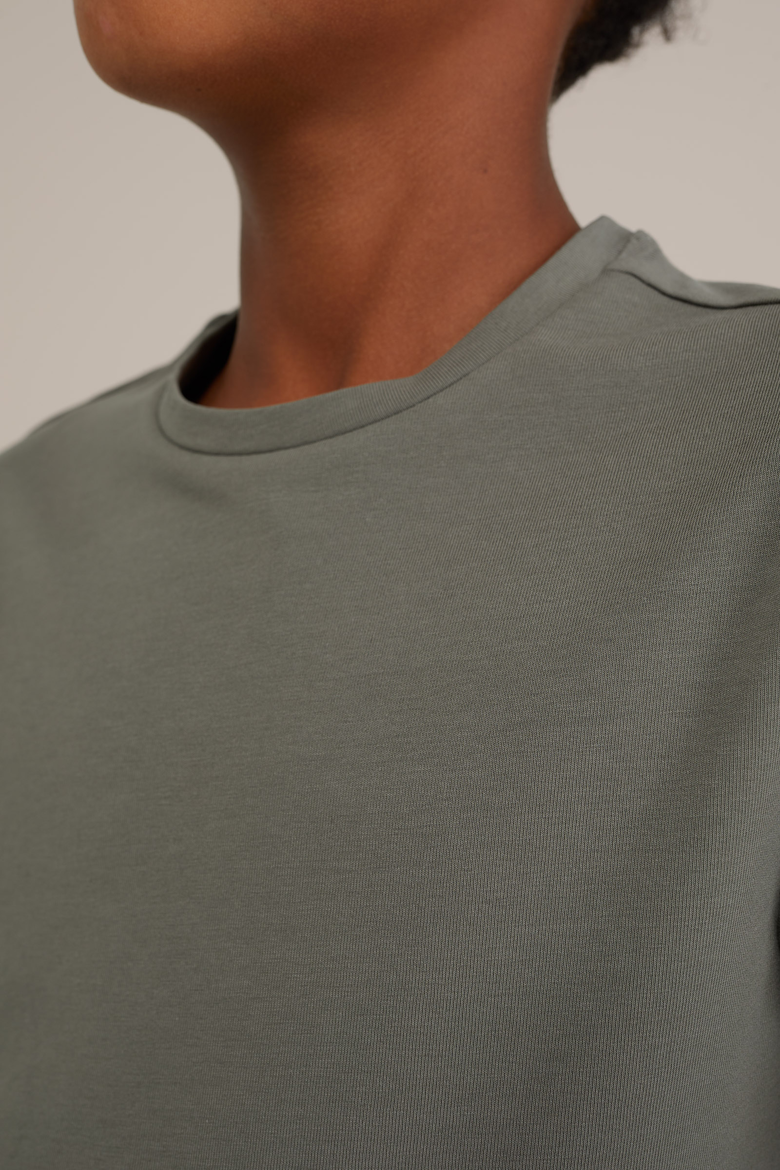 Jongens basic T-shirt met ronde hals WE Fashion Mosgroen