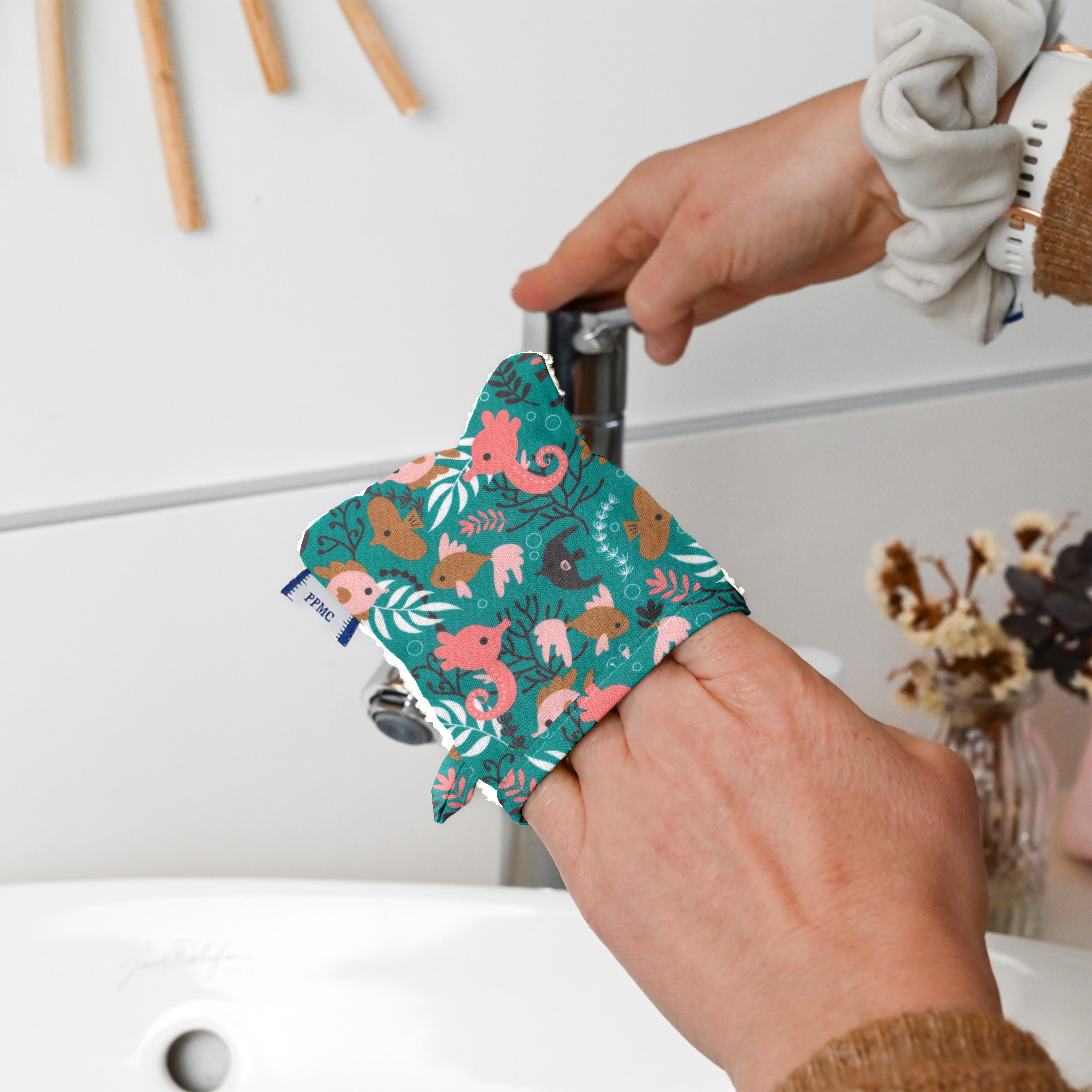 Mini-Gant Démaquillant Sous L'océan