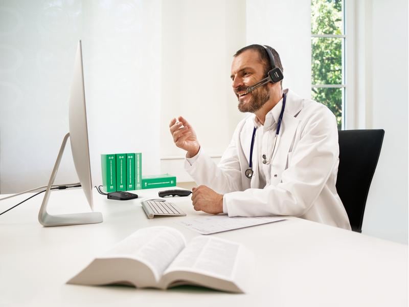Philips Headset SpeechOne Integrator PSM6500 Professionelles Diktier-Headset mit Dockingstation, Statuslicht und Fernbedienung
