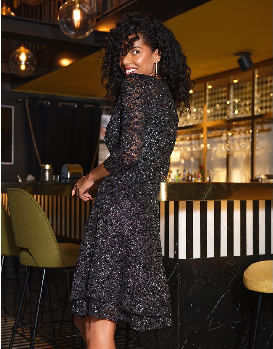Robe noir dentelle irisé