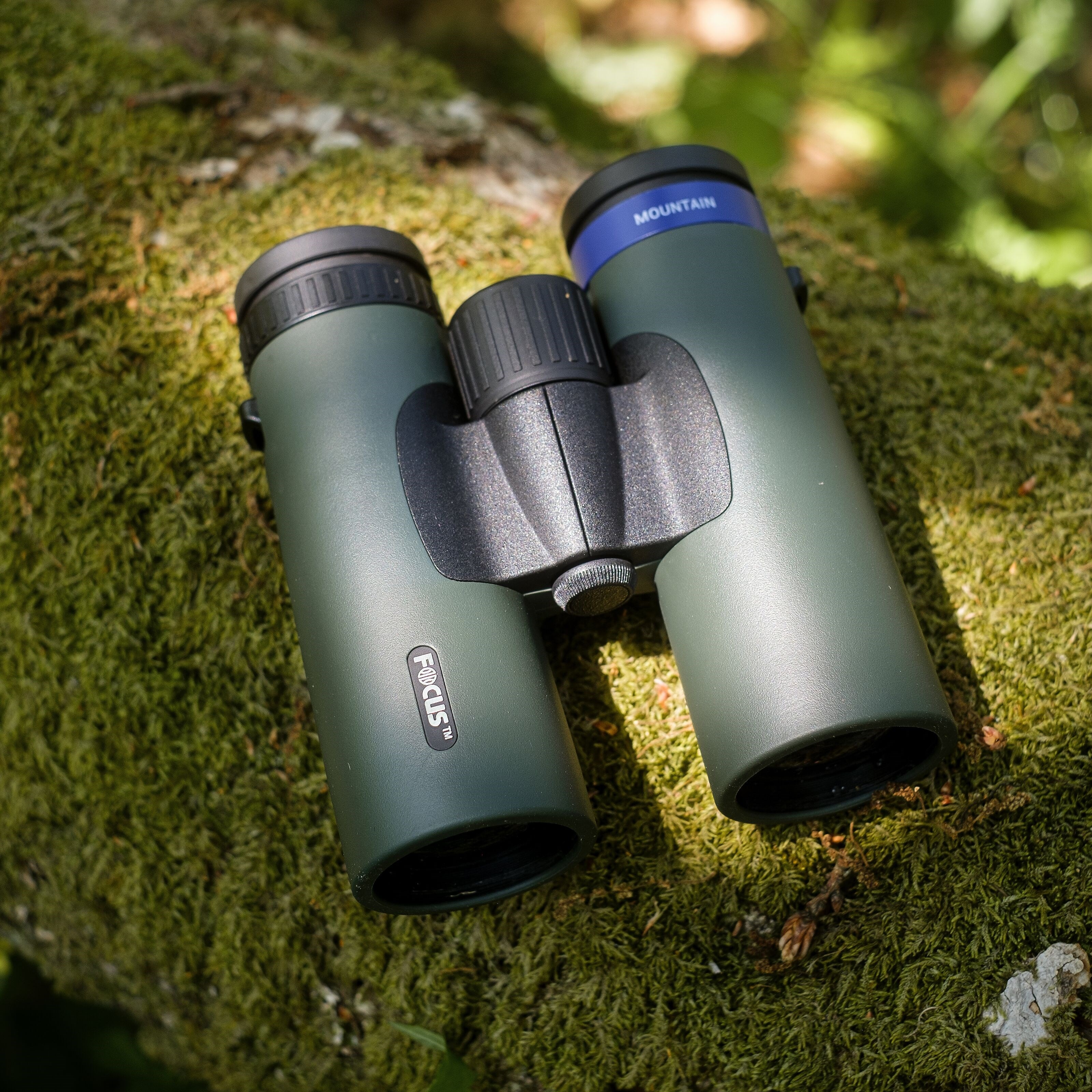 Focus Mountain 10x42 Kikkert