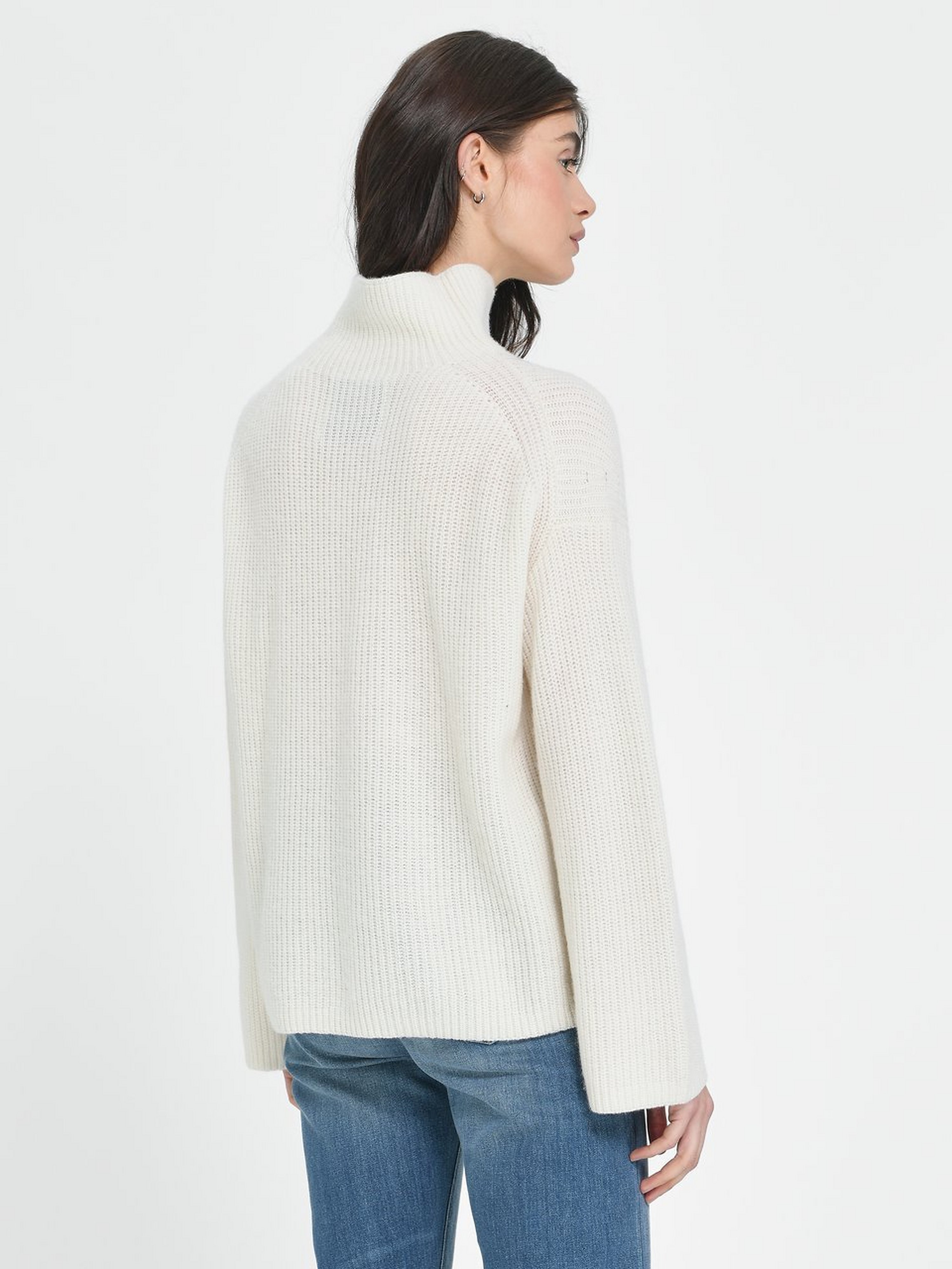 Pullover mit Stehkragen