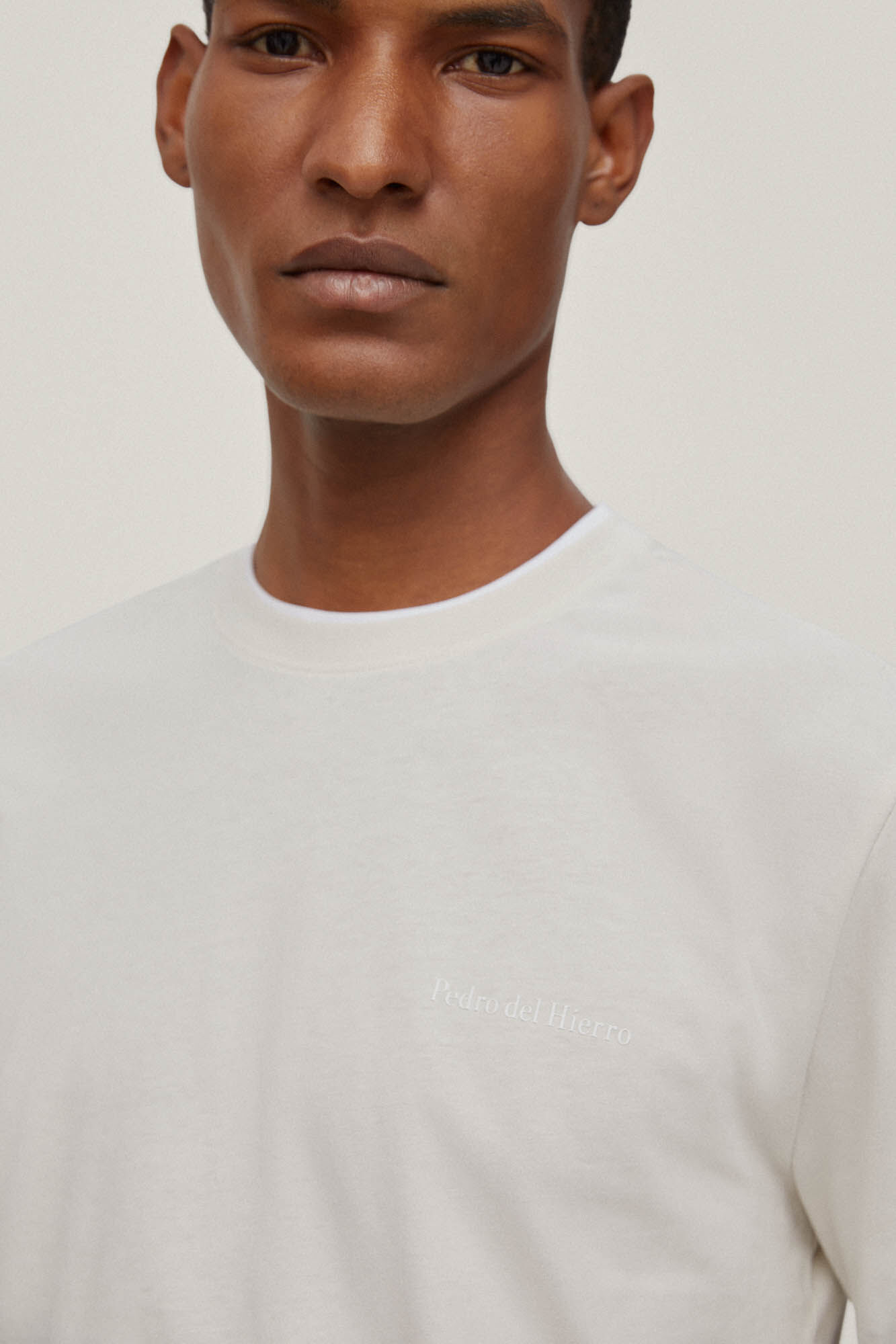 Camiseta com gola dupla - Bege