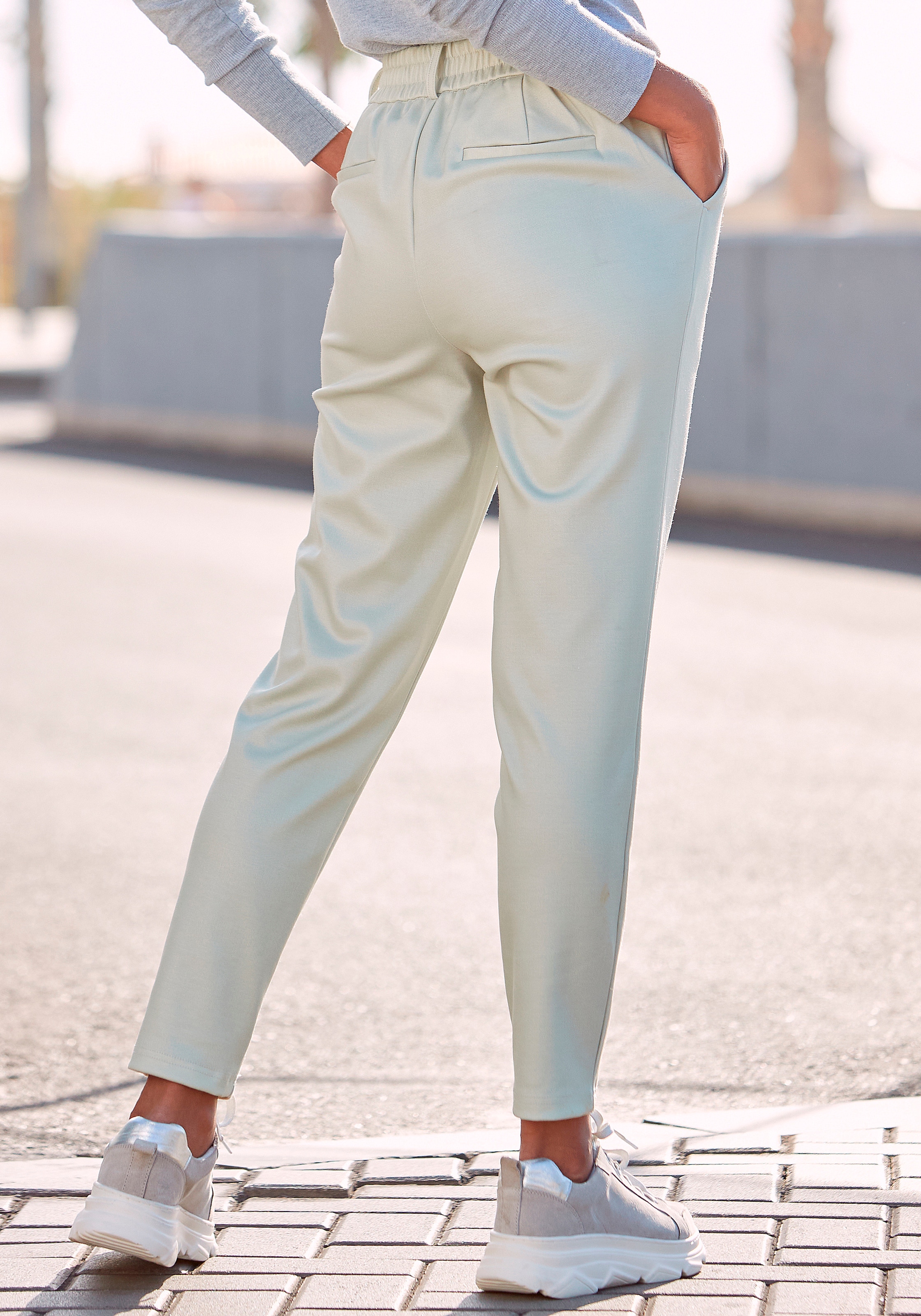 LASCANA Schlupfhose  mit Taschen, Jogginghose, casual-sportlich, Jerseyhose