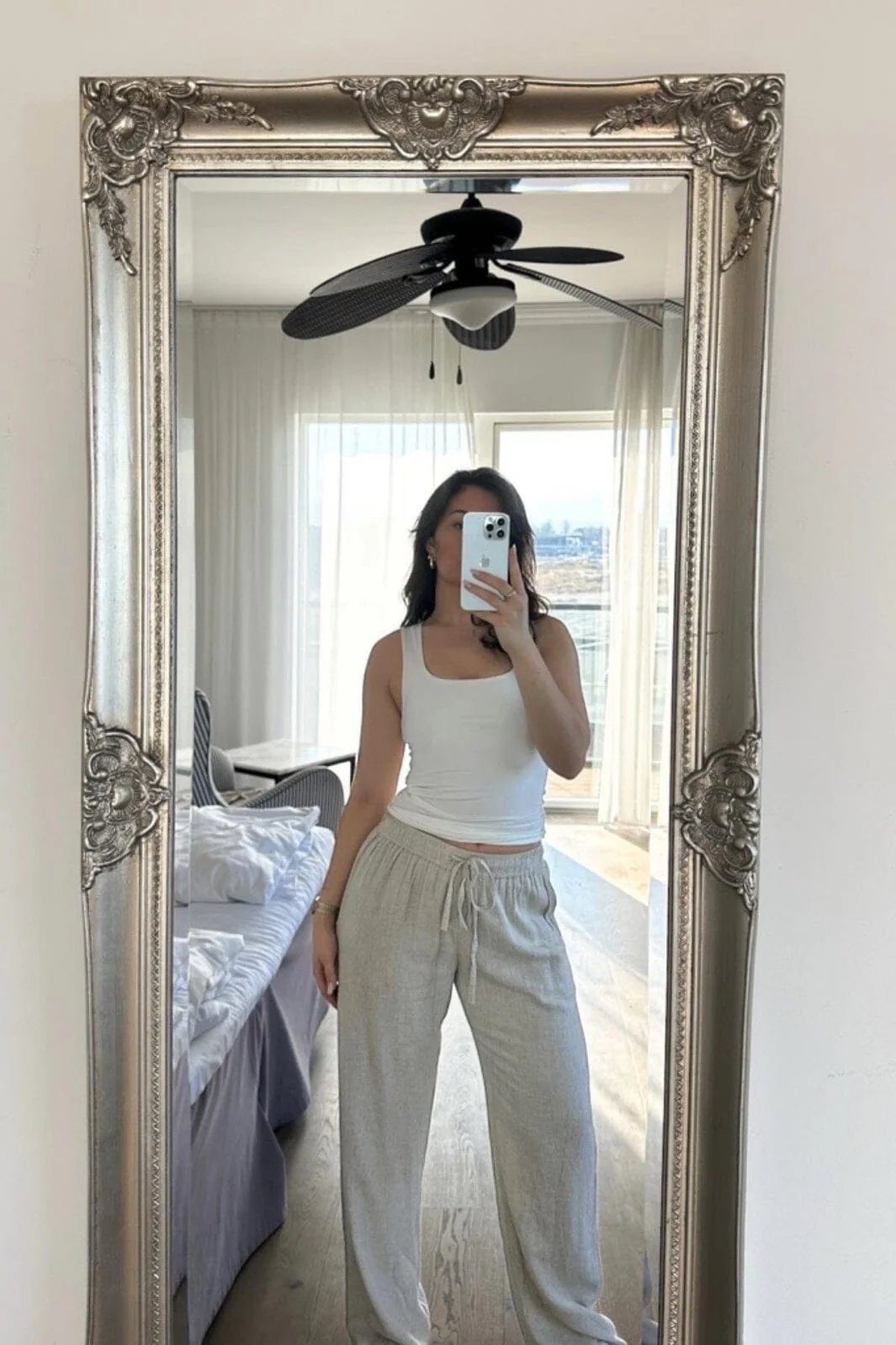 Neo Noir Lissabon Soft Linen Pants sand