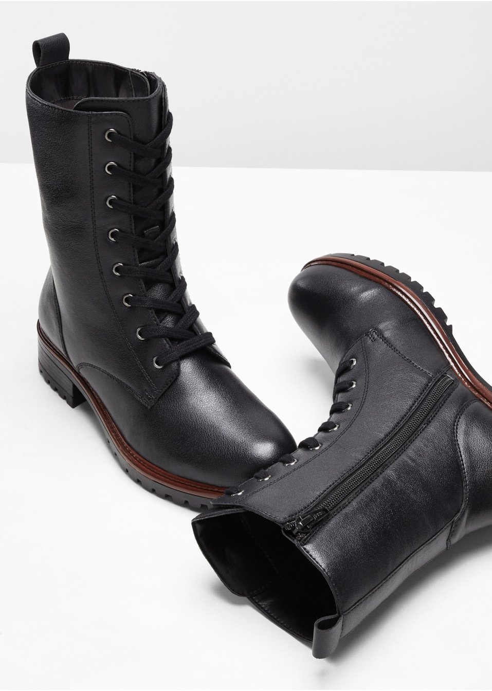 Boots à lacets
