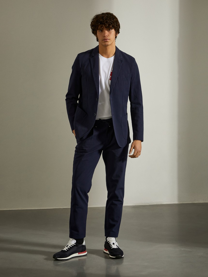 Blazer slim fit com textura de riscas seersucker