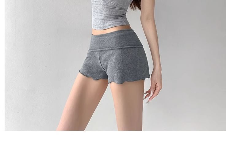 KONGER - Mid Rise Lettuce Edge Hotpants