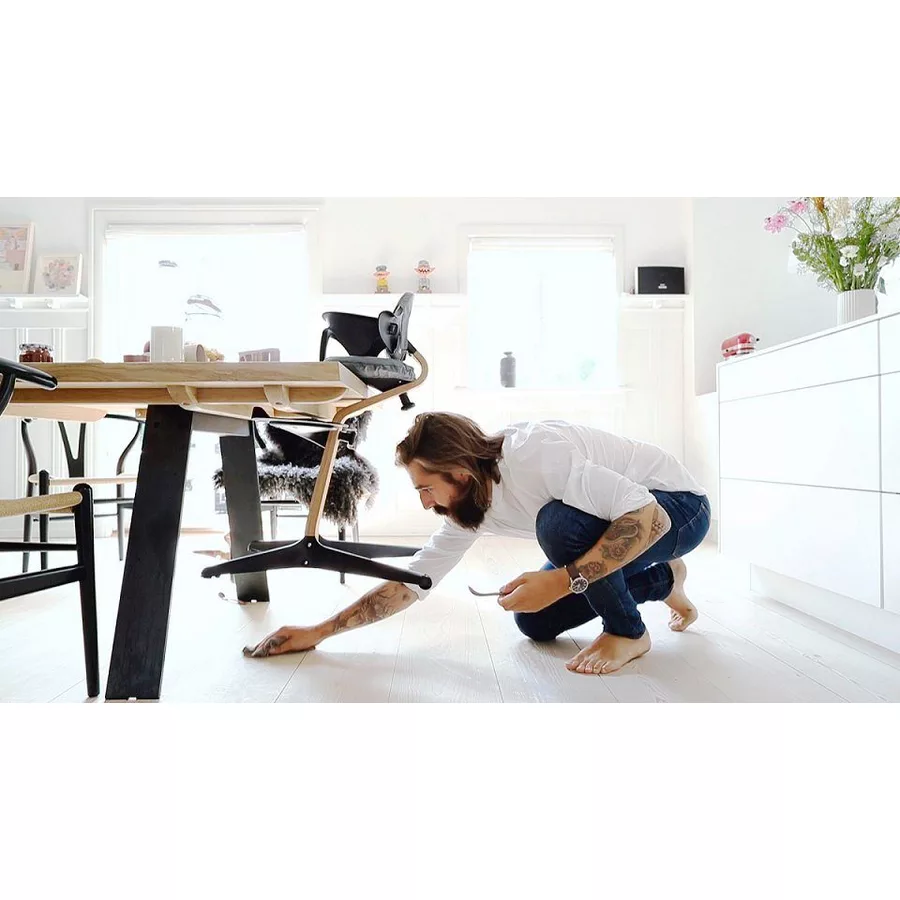 STOKKE® Nomi® Hochstuhl Buche schwarz