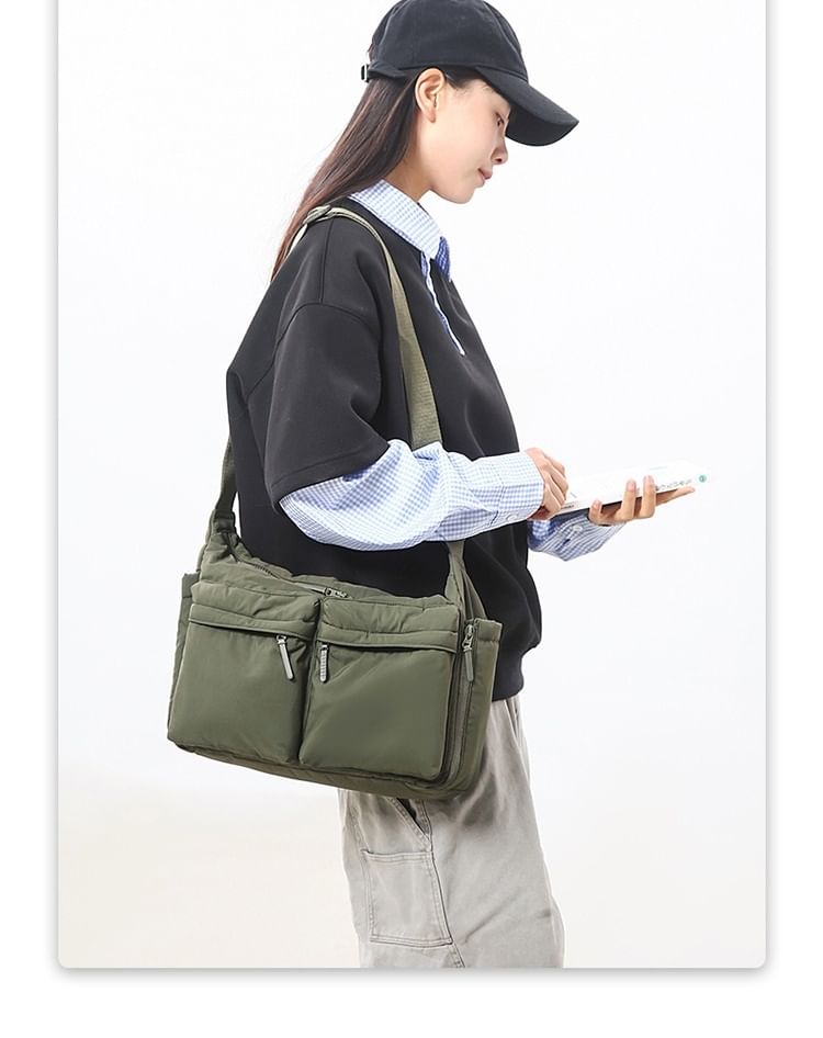 IOU - Effen nylon crossbodytas