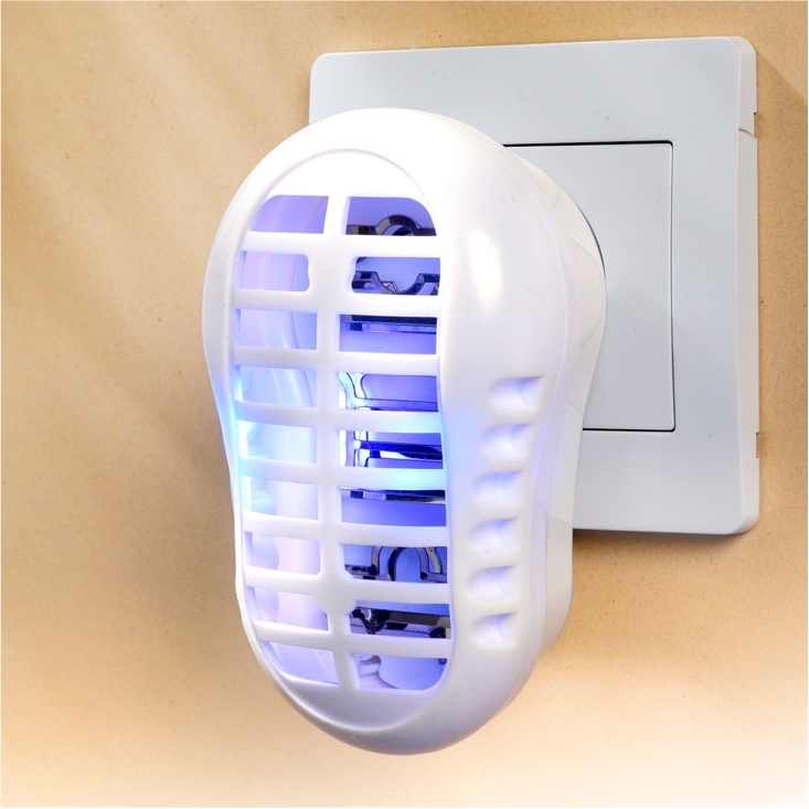 2 prises insectes UV