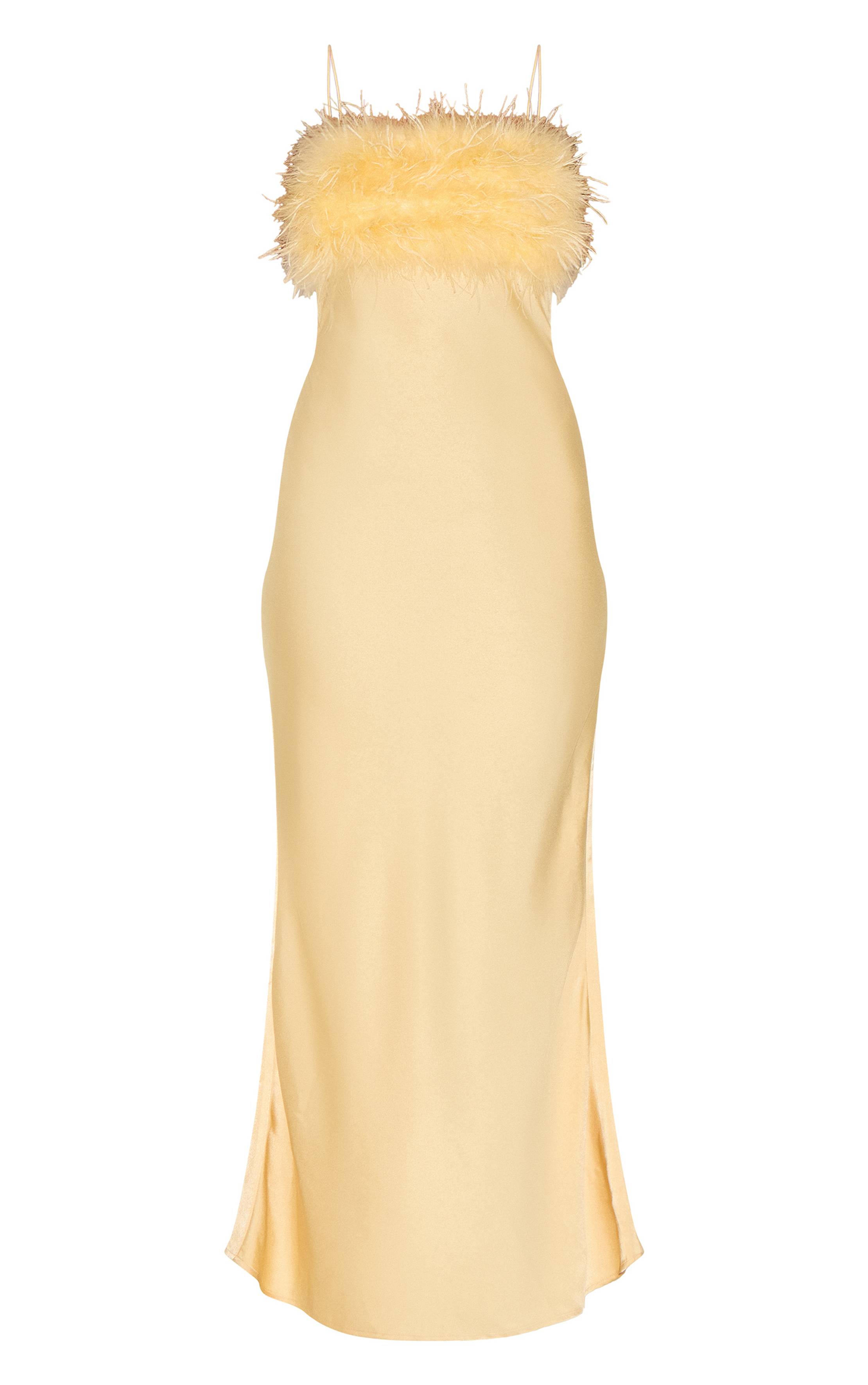 Jaune Robe Longue Satinée À Bretelles Avec Détail Plumes Au Buste