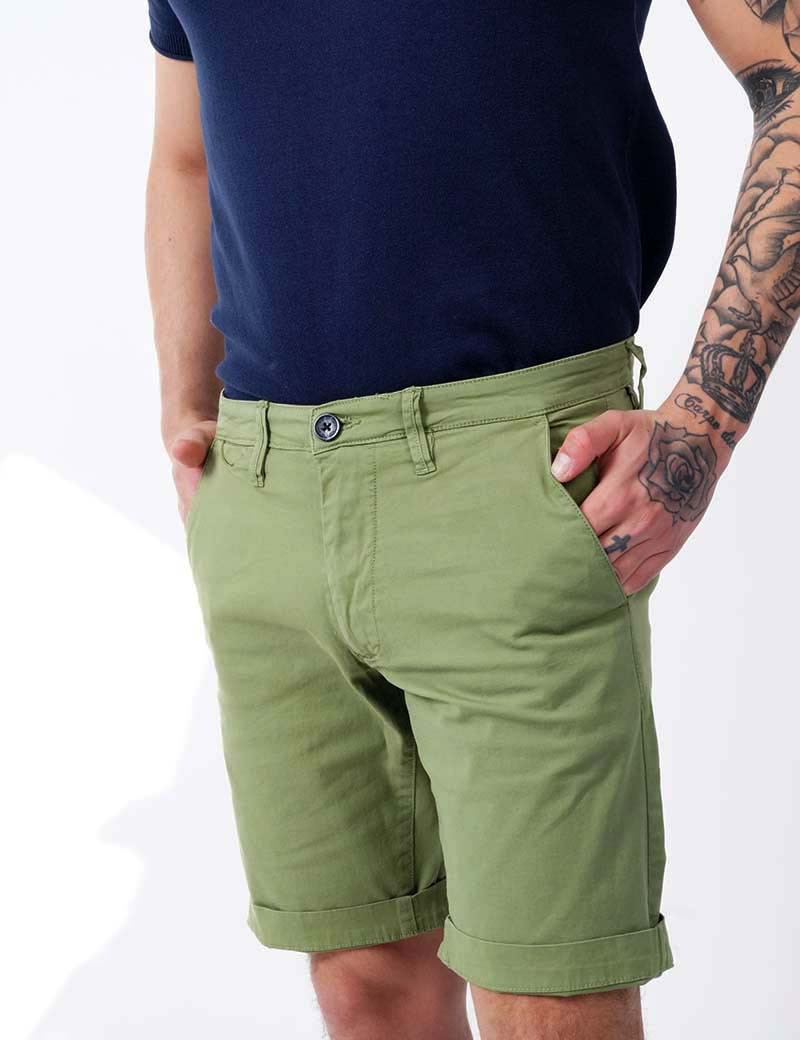 RECYCLED ART WORLD SHORT CHINO STRETCH GREEN CACTUS