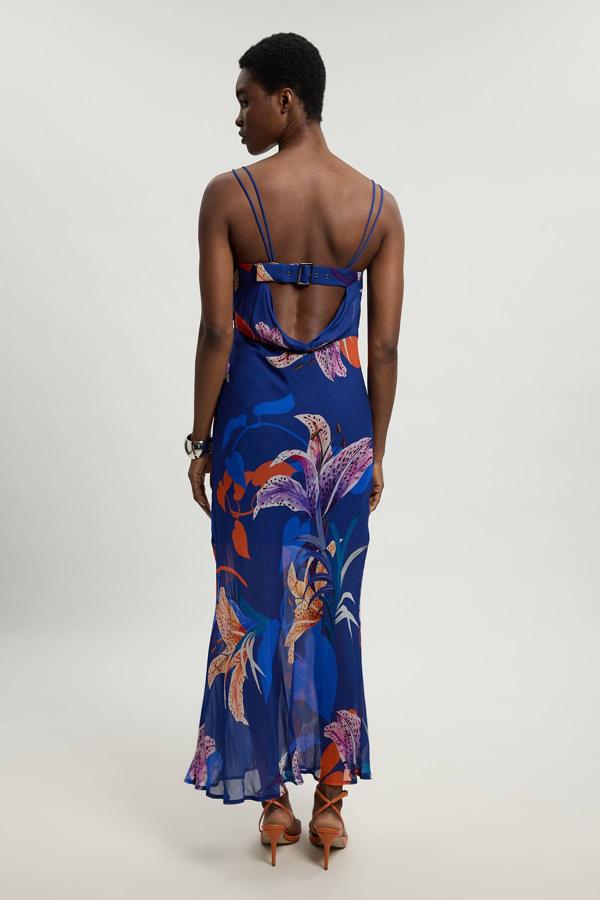 KarenMillen Robe Longue Fluide À Bretelles En Georgette De Viscose À Motif Floral