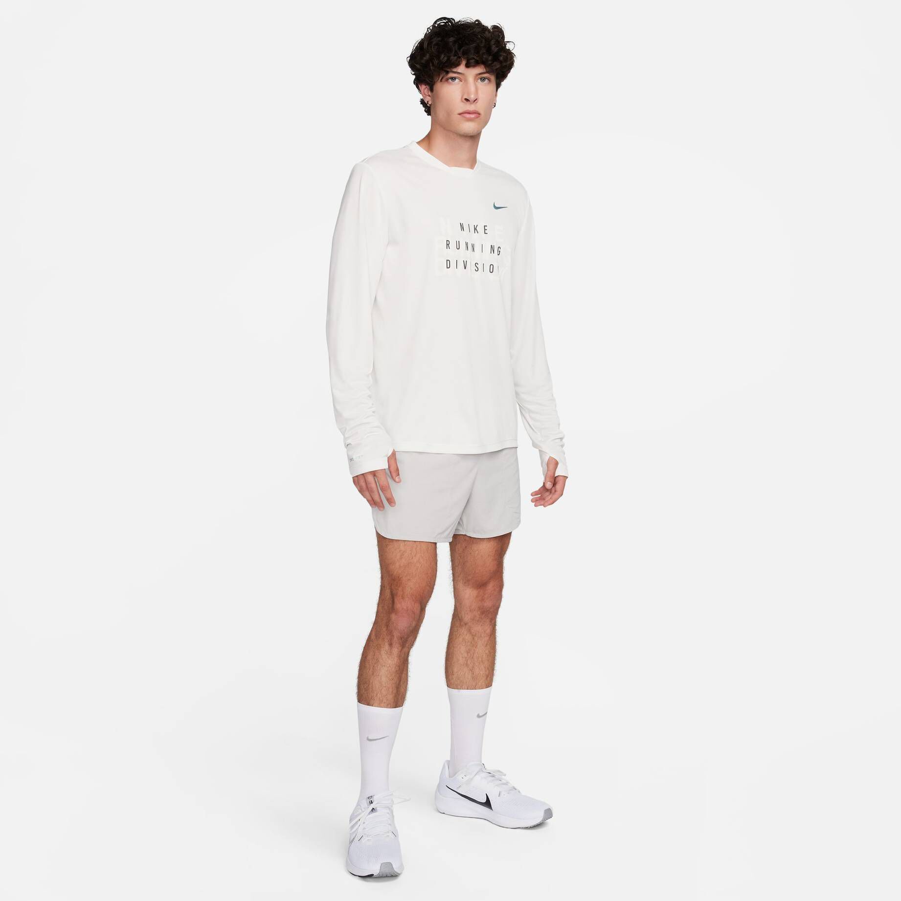 Nike| Herren Laufshirt NIKE DRI-FIT RUN DIVISION RISE 365