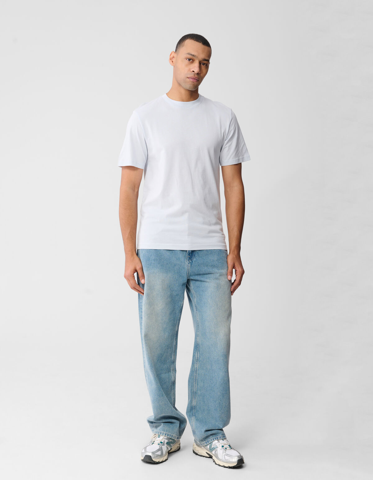 Fading Circle Artwork T-shirt Lichtblauw