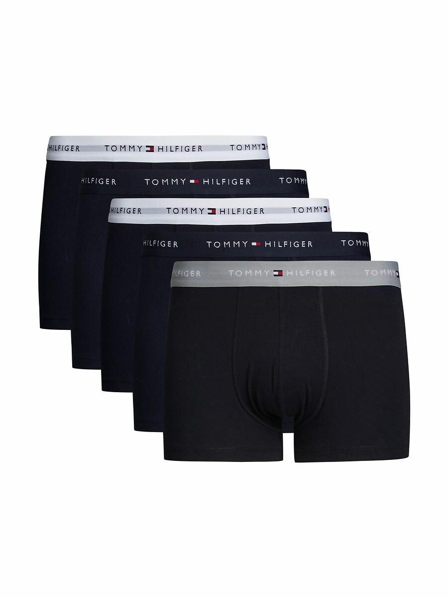 TOMMY HILFIGER<br>Conjunto de 5 cuecas boxer essenciais em algodão com a assinatura da marca.