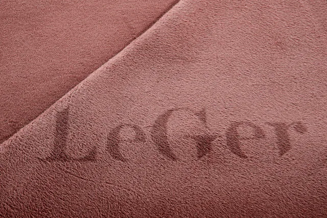 LeGer Home by Lena Gercke Wohndecke »Anisa« mit modernem Schriftzug, Kuscheldecke