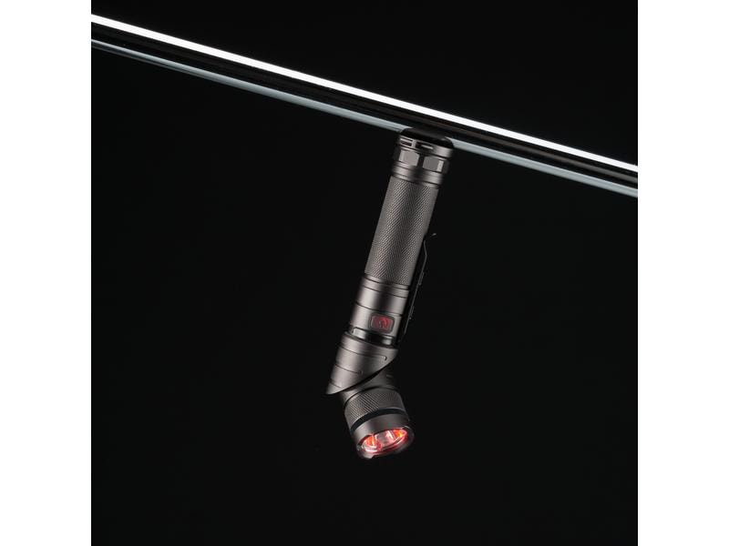 National Geographic Taschenlampe Iluminos LED RG800 Mit 800 Lumen und neigbarem Kopf