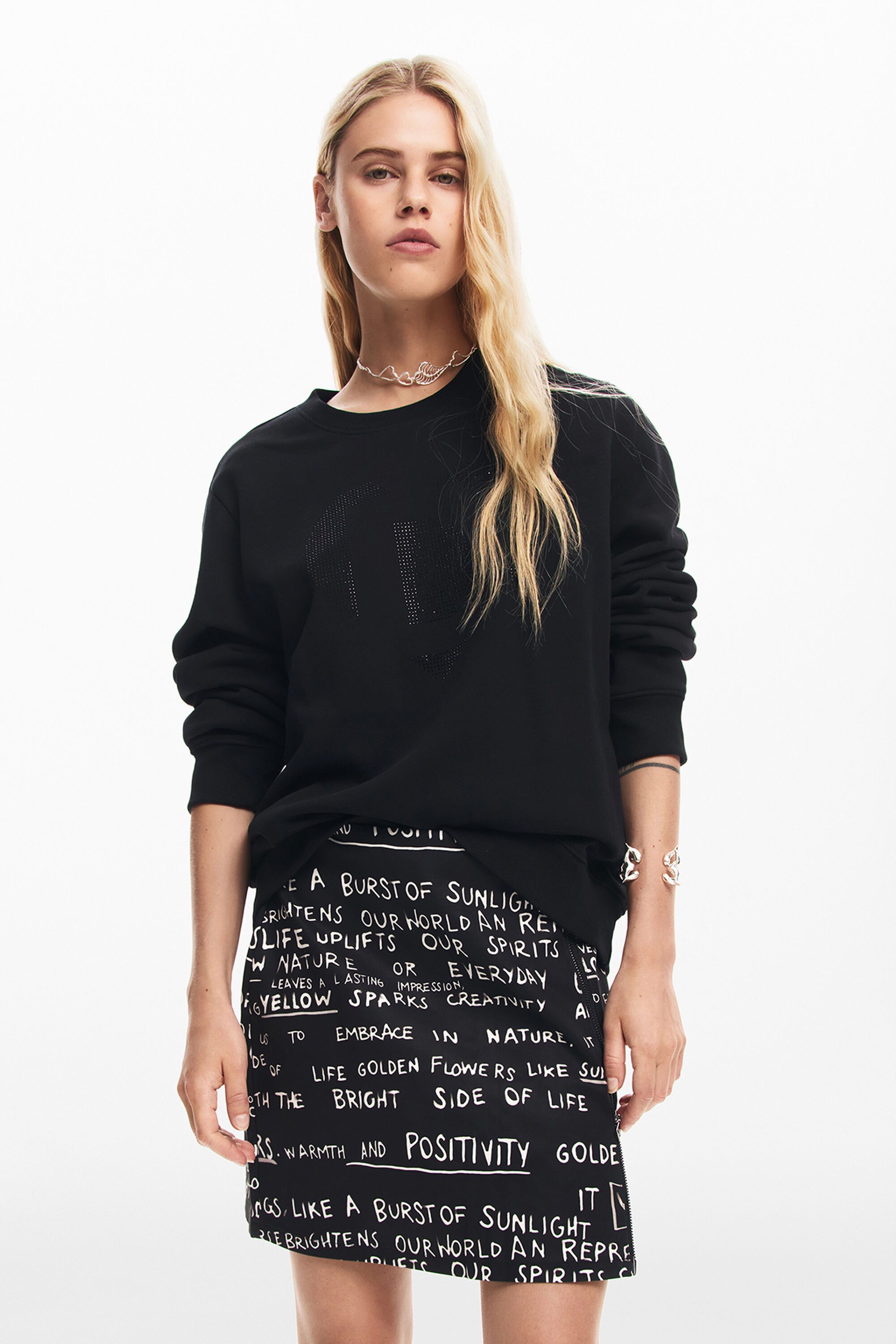 Minissaia estampada com slogans