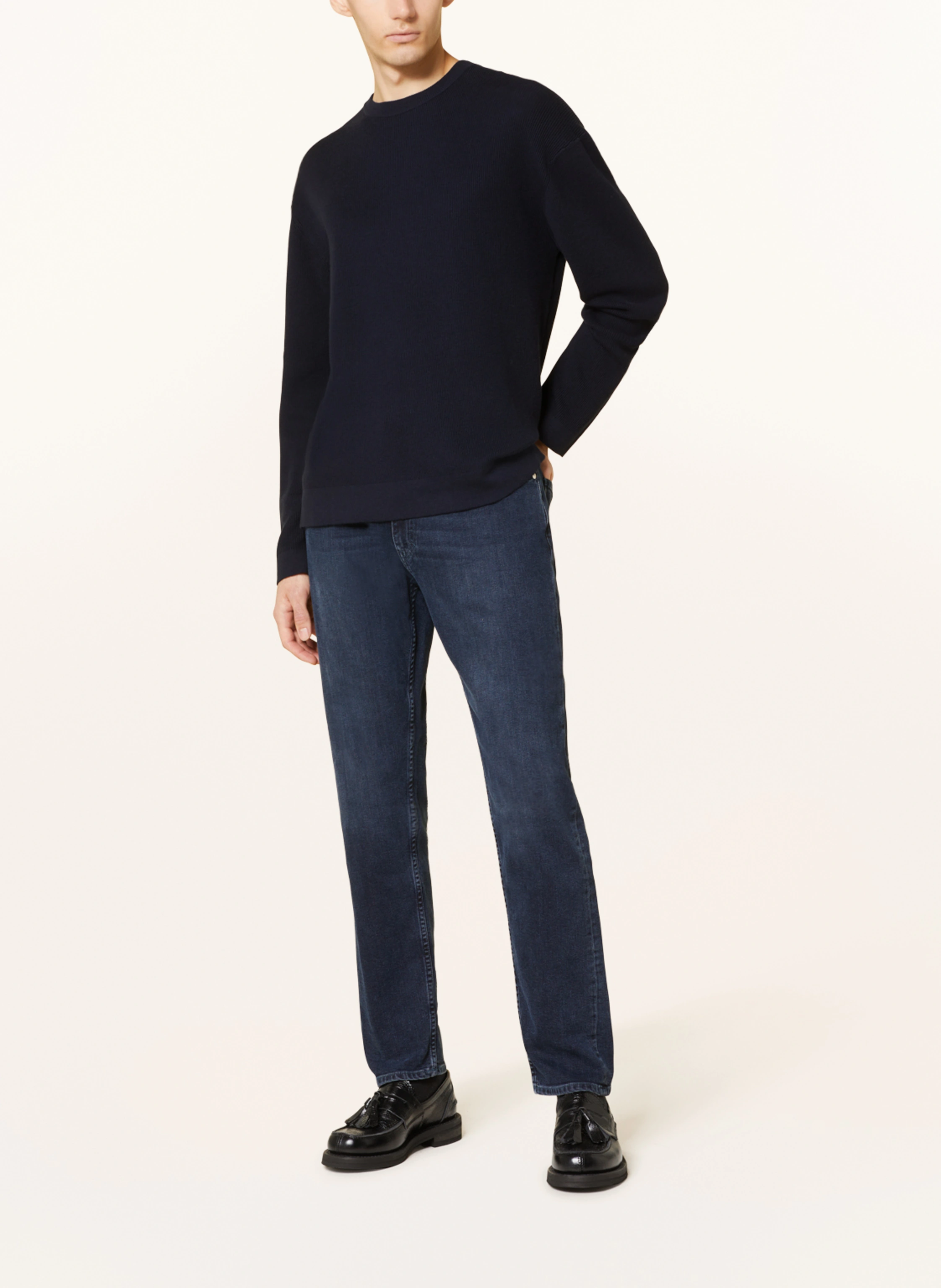 CLOSED Pullover