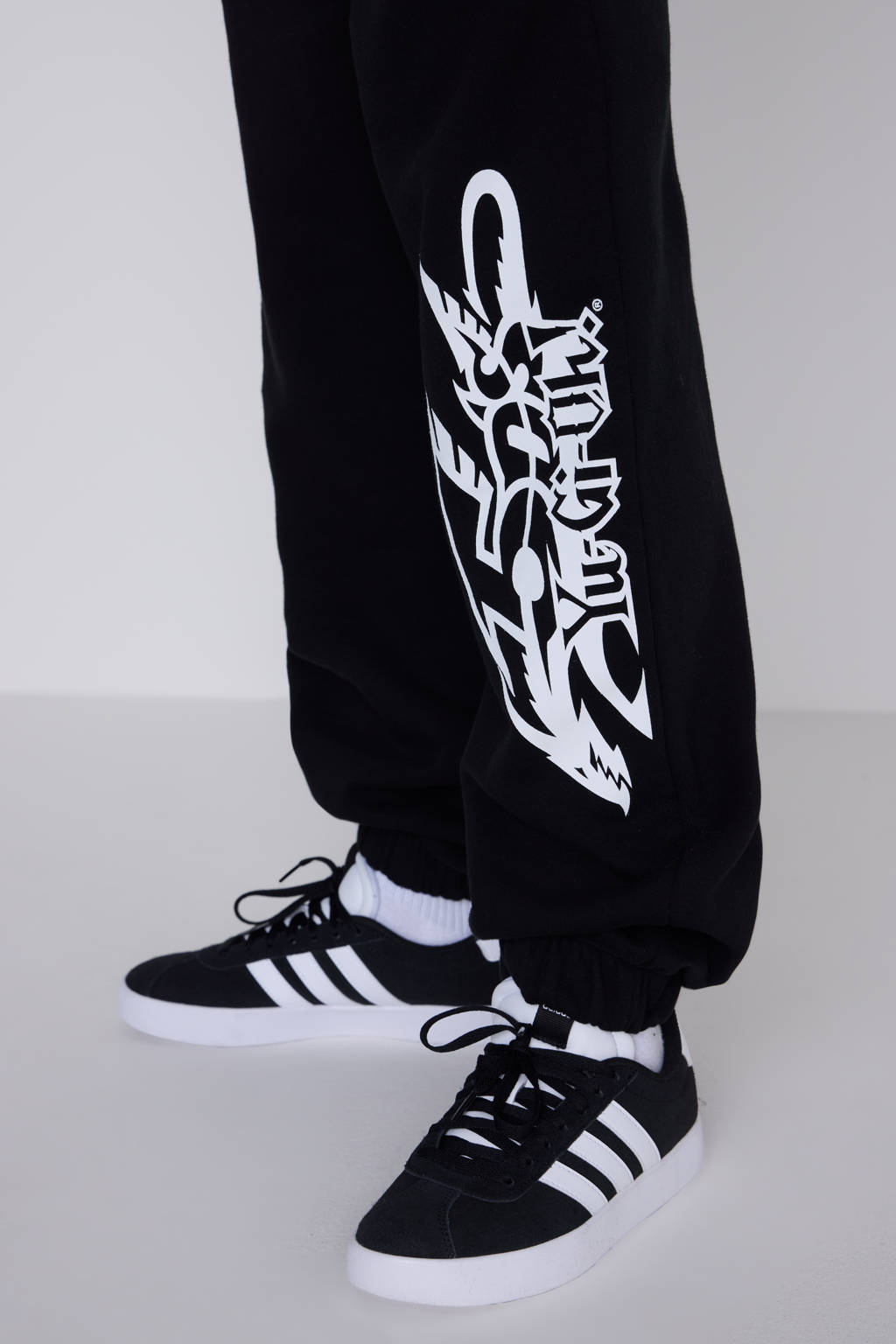 Coolcat joggingbroek Yu-Gi-Ho license zwart