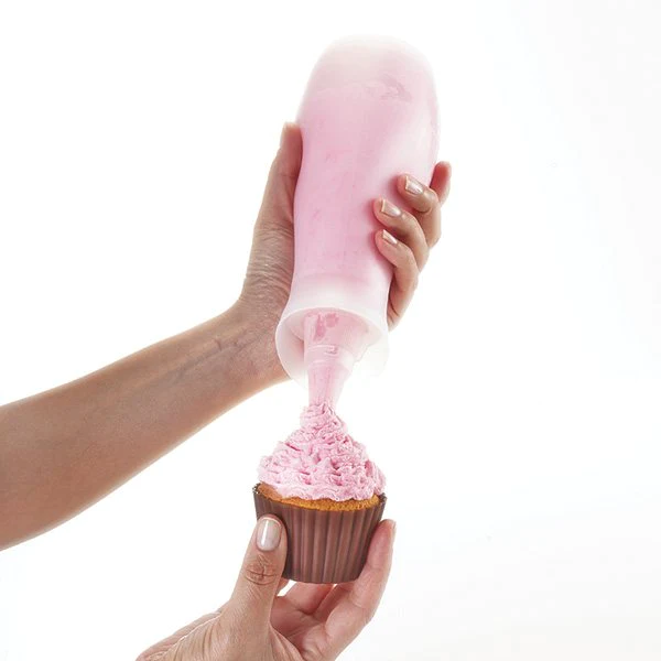 Flacon souple verseur en silicone avec 5 douilles Mathon