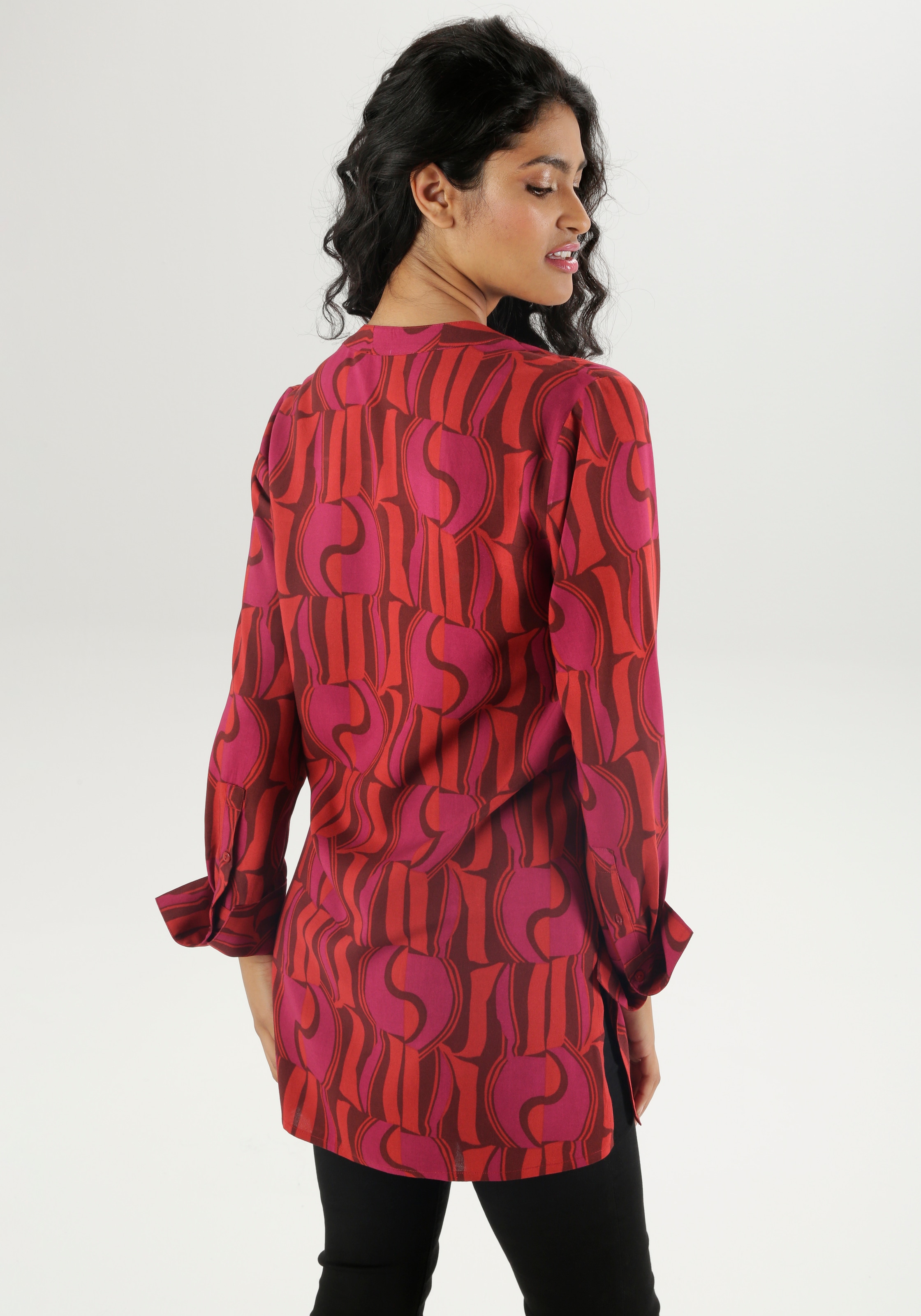 Aniston SELECTED Longbluse , mit asymmetrischem Saum und extra langen Manschetten