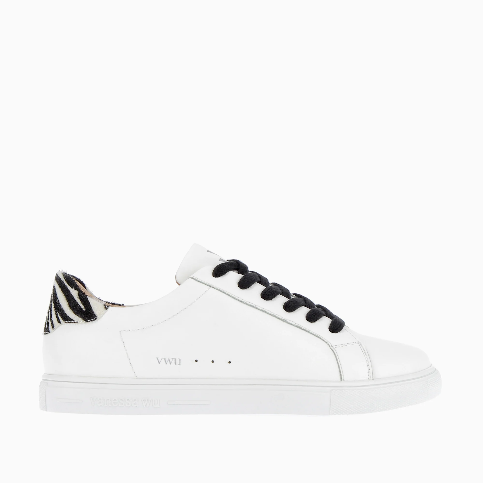 Sneakers-Baskets Steph blanc et imprimé zèbre à lacets noirs