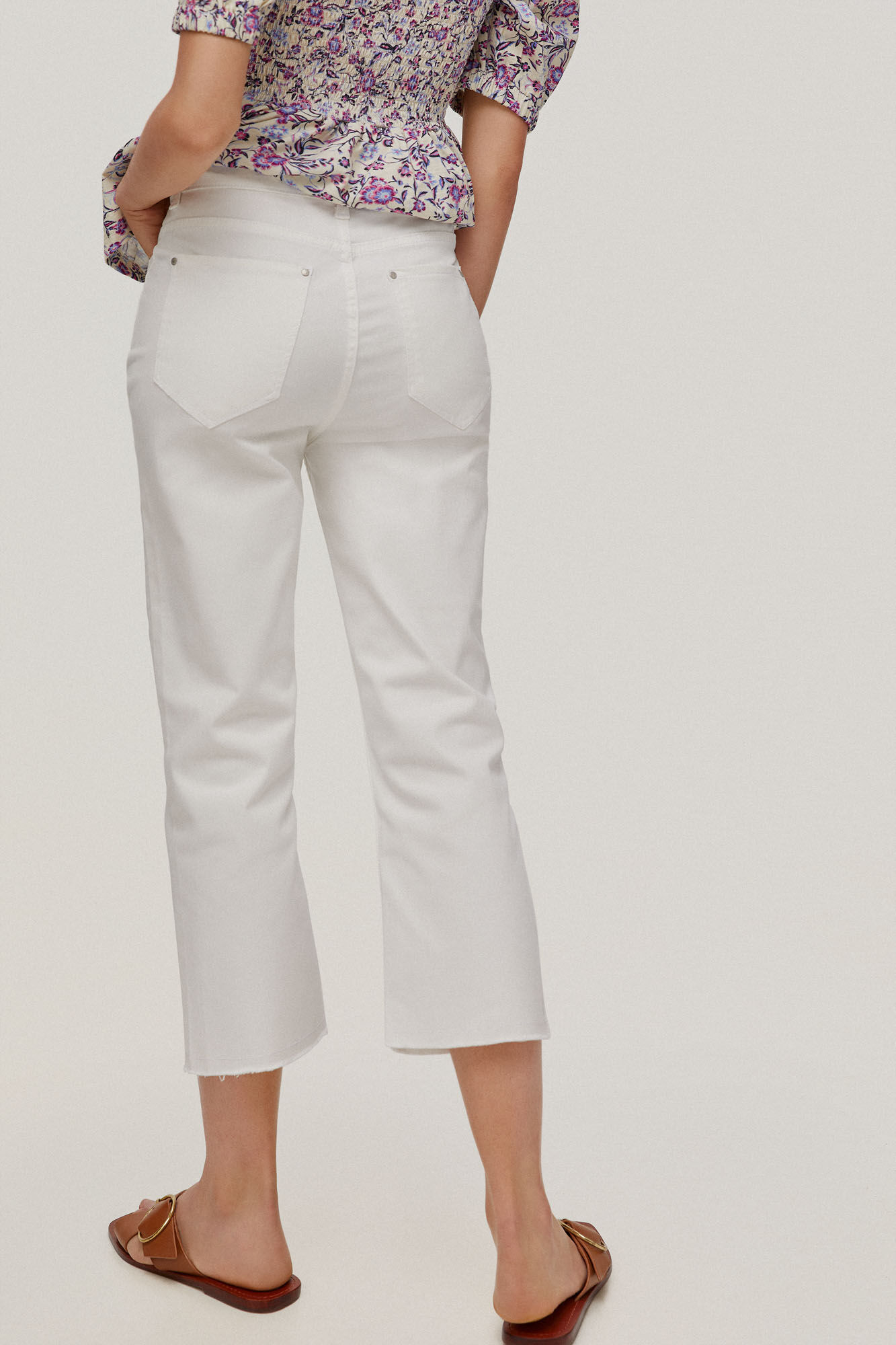 Calça jeans capri reta com 5 bolsos - Raw