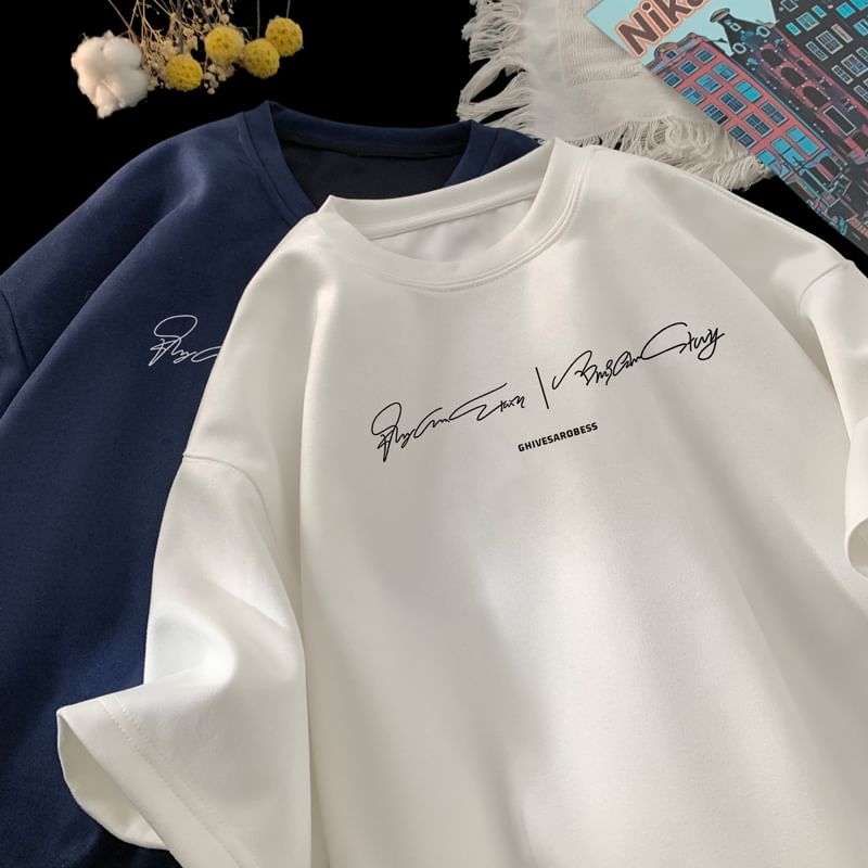 fluffush - T-shirt met korte mouwen, ronde hals en letterprint van imitatiesuède