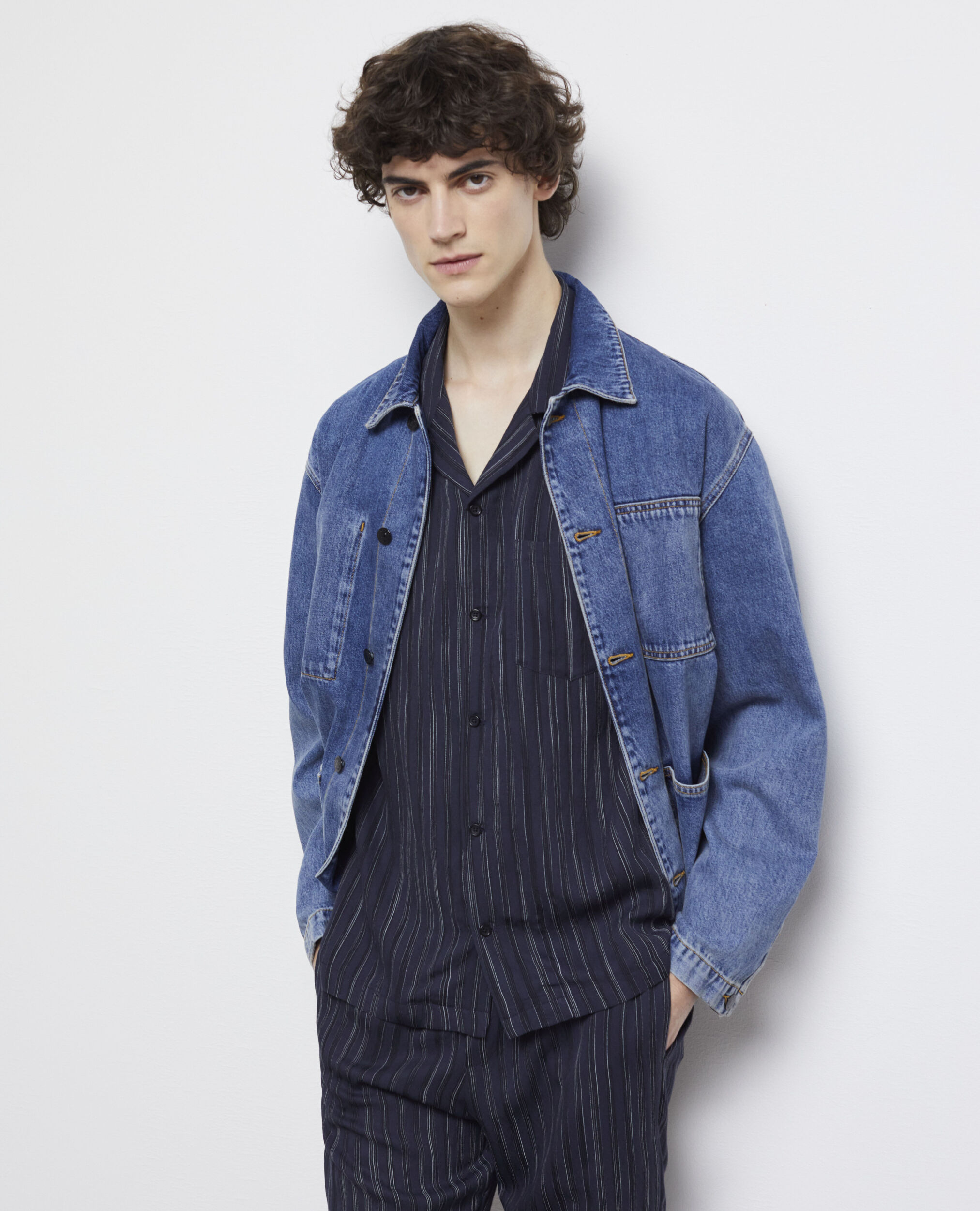 Chemise à rayures bleu marine