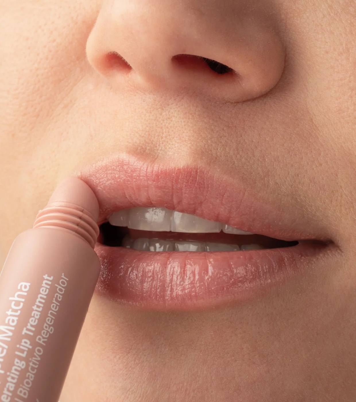Skin Generics - Tratamento labial colorido - Majime Bio Apple/Matcha