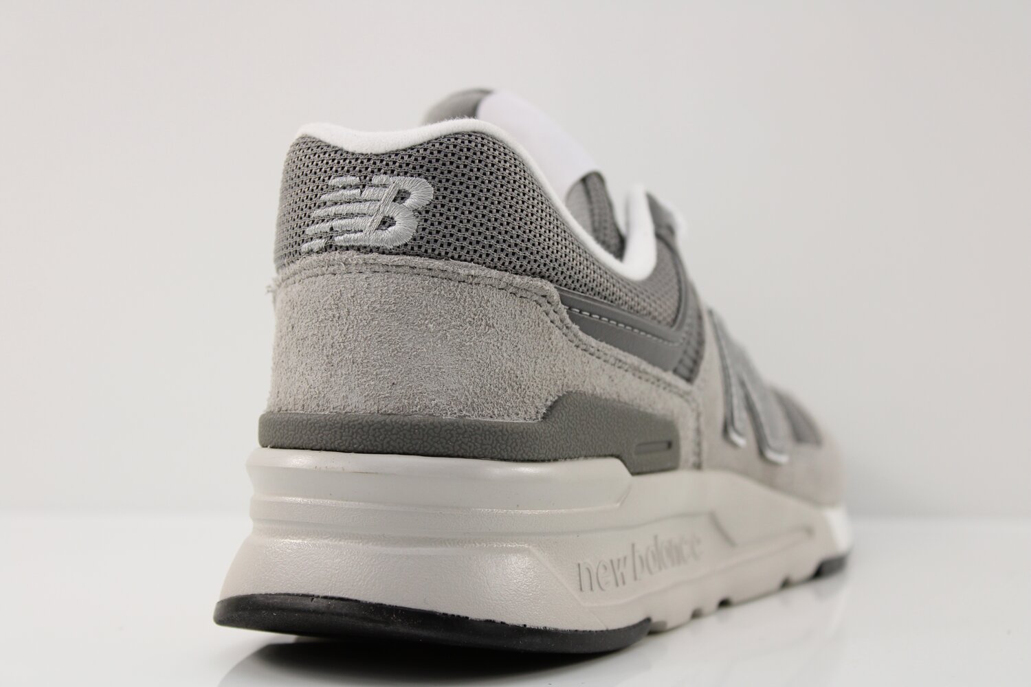 New Balance Sneaker