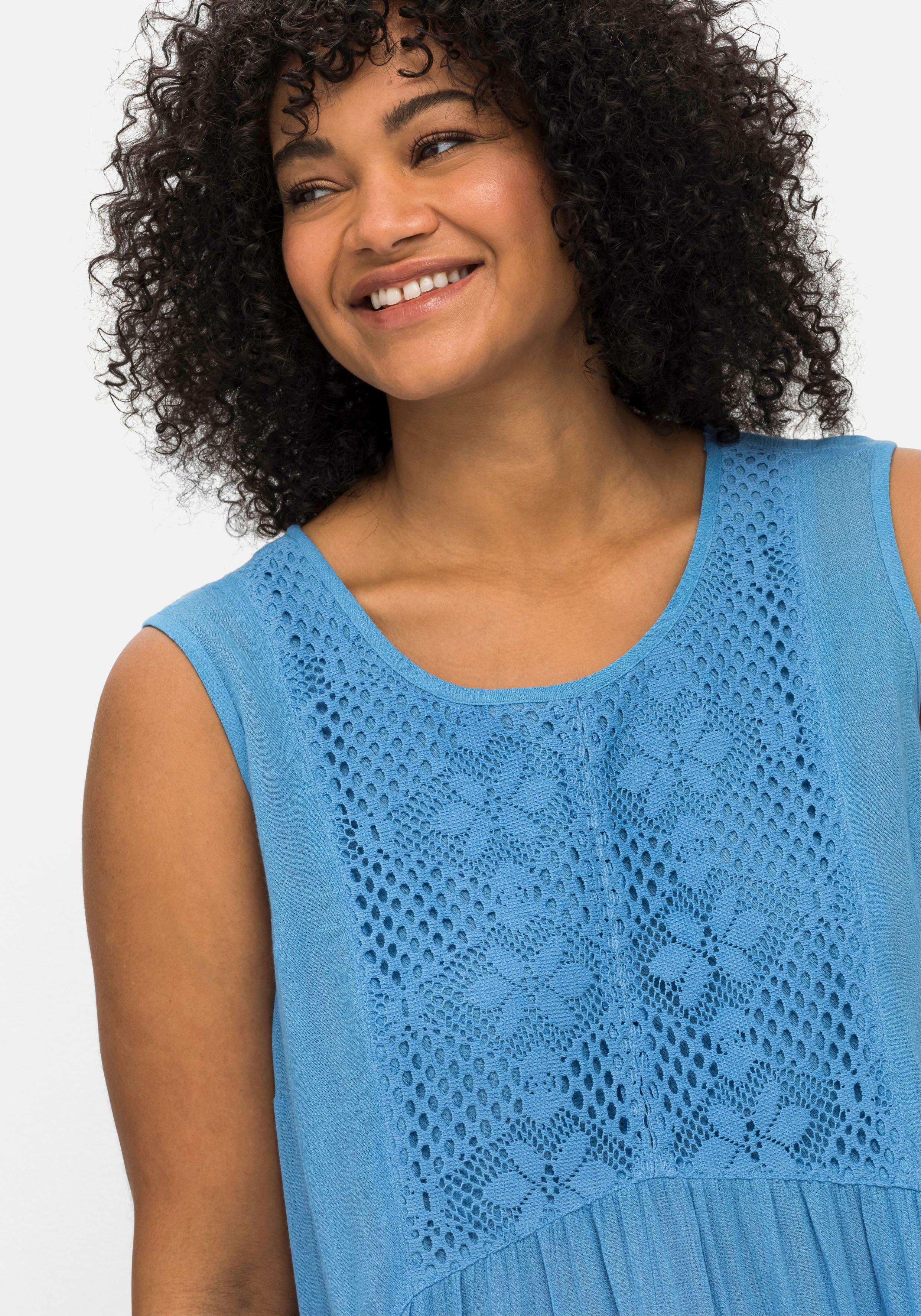 Top mit Crochet-Spitze und Zipfelsaum