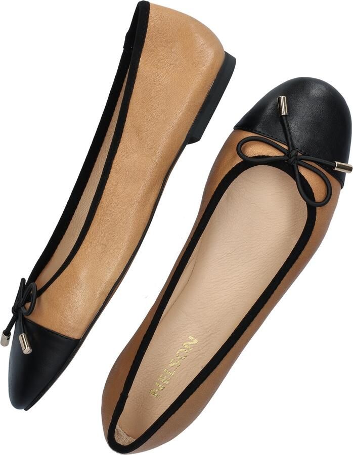 Nelson leren ballerina's beige zwart