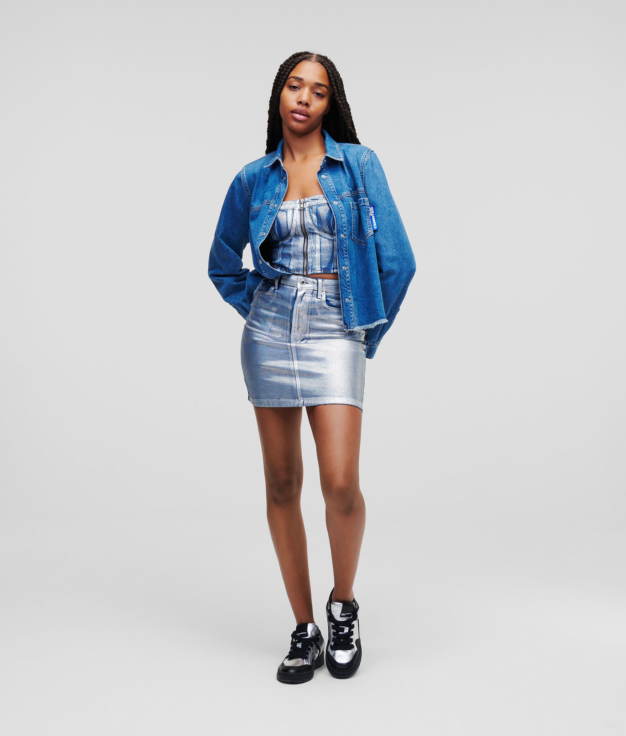 MINI JUPE EN JEAN EFFET MÉTALLISÉ KLJ