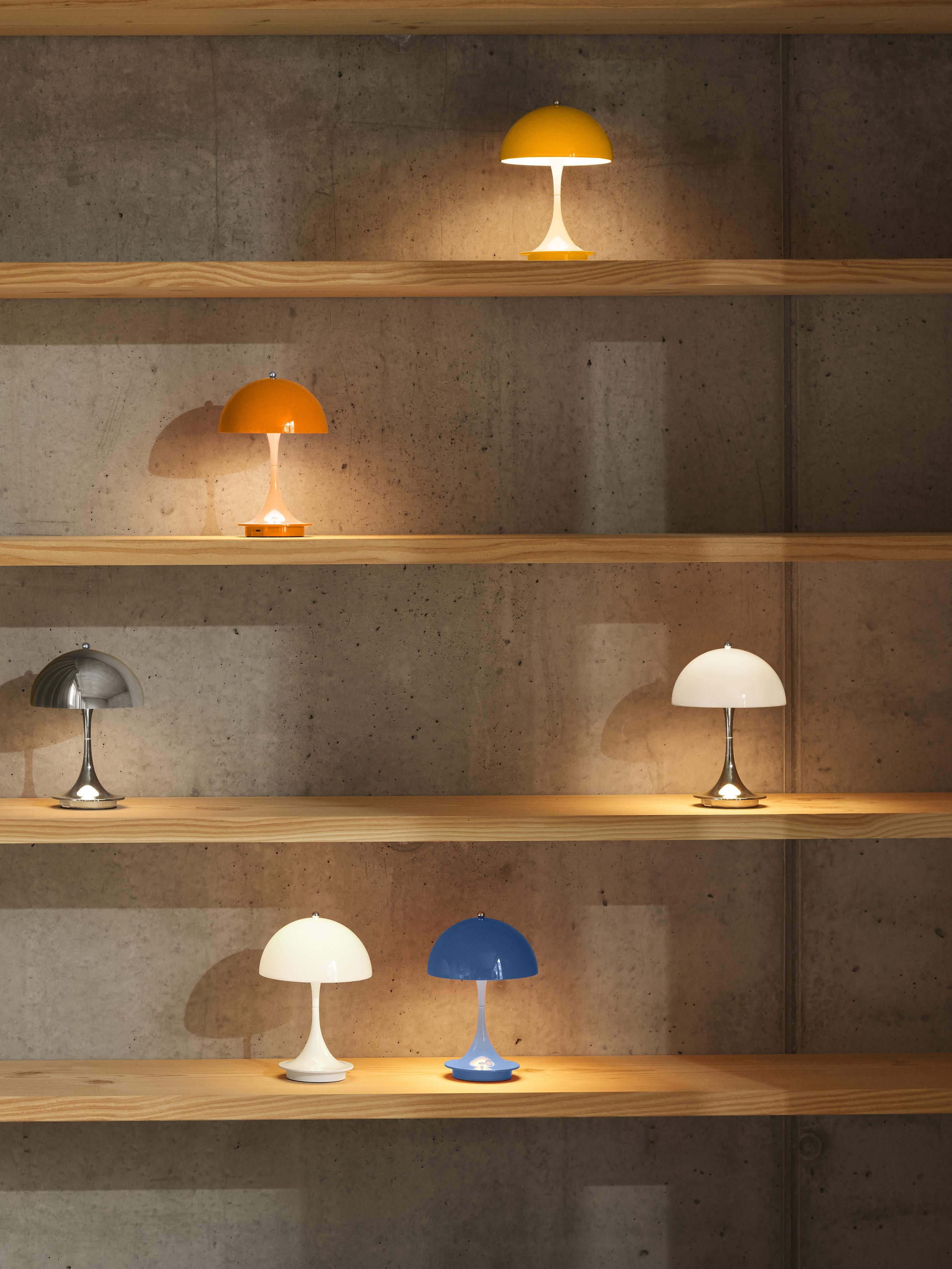 Draagbare dimbare LED tafellamp Panthella 160, design Verner Panton