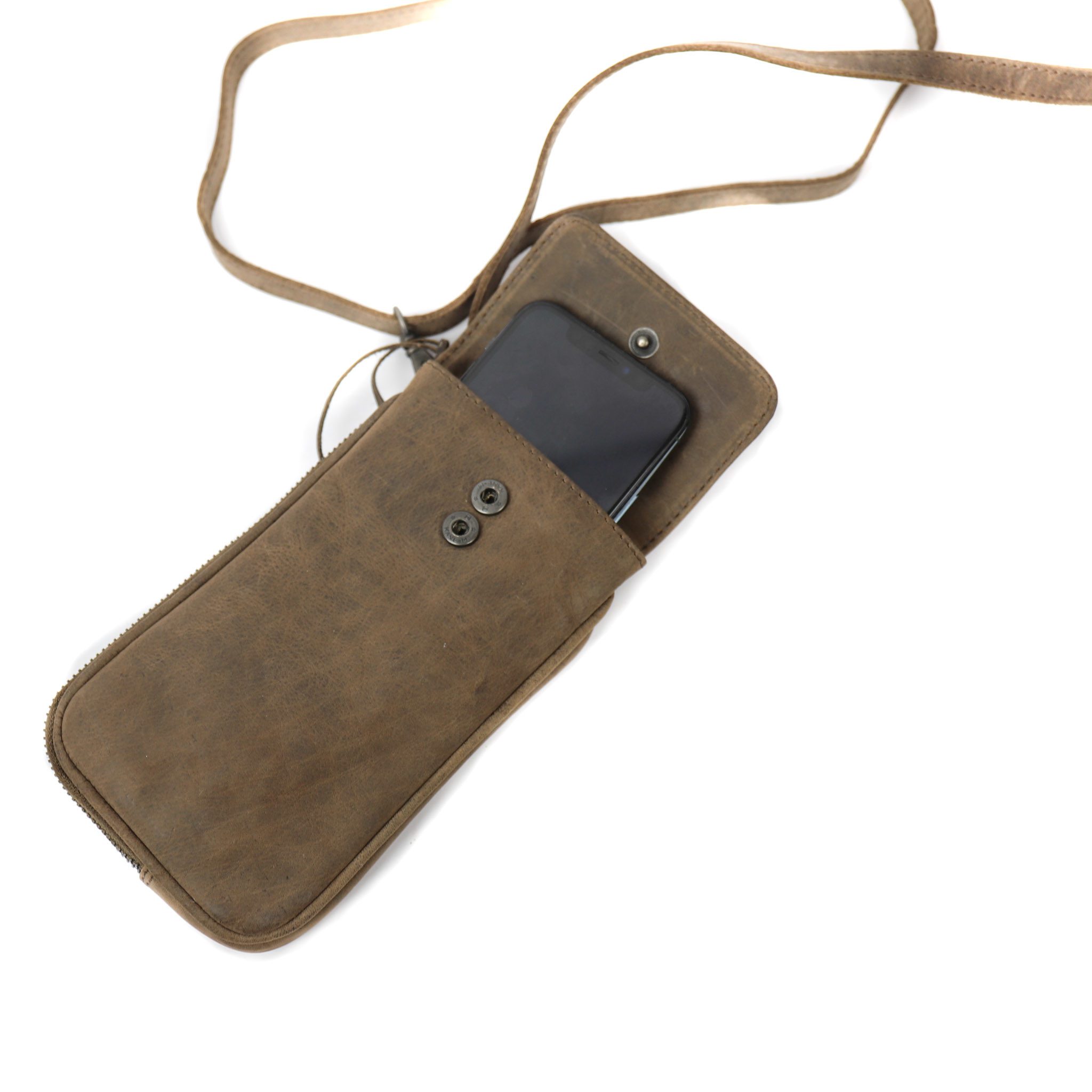 Bear Design Dark Nature Telefoontasje Ahana Hunter HD2106