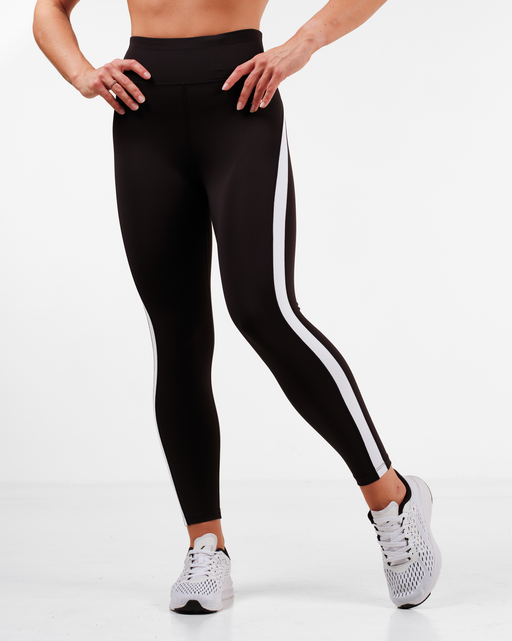 LEVITY Division Panel Tights Black