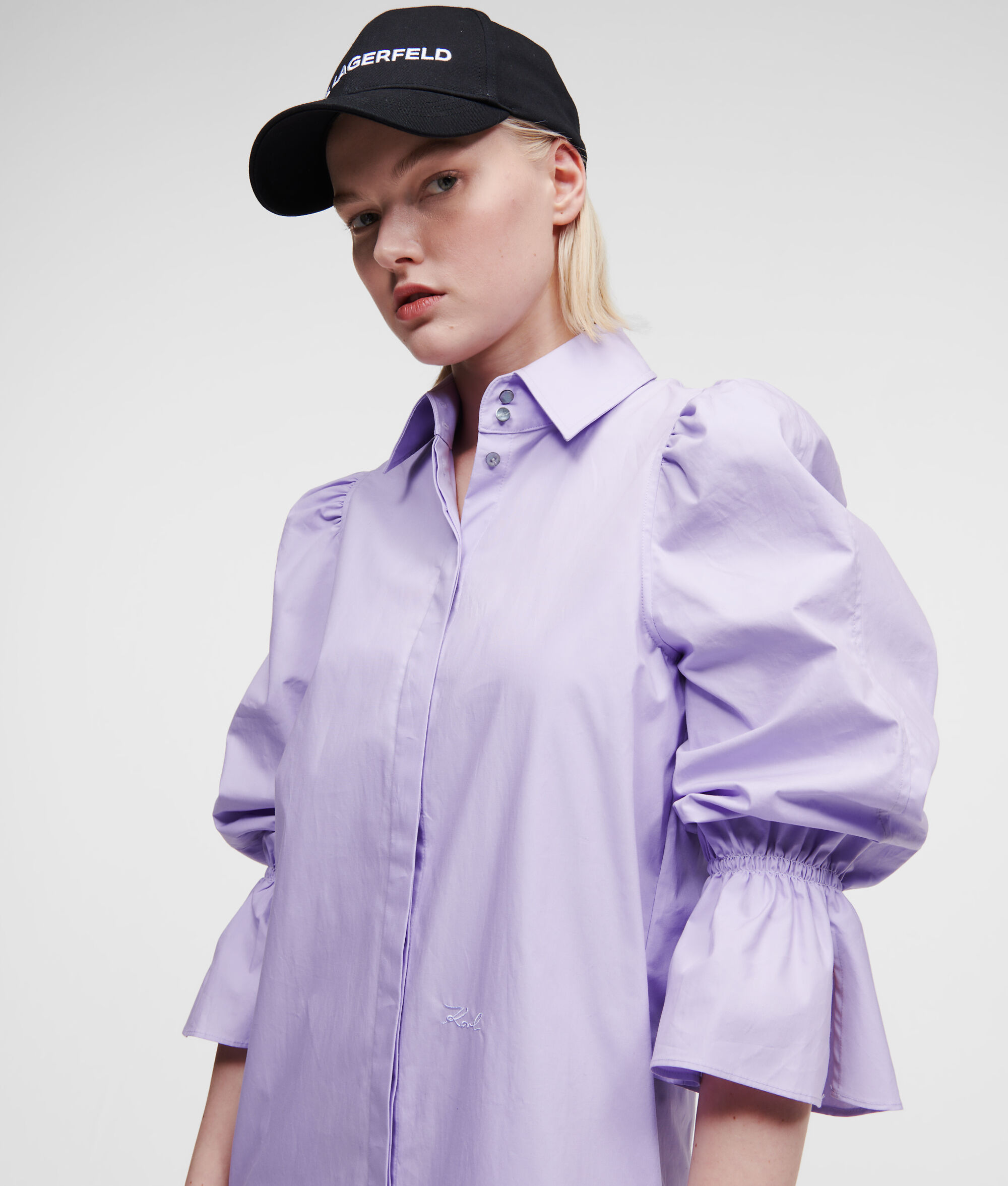 ROBE EN POPELINE À MANCHES BOUFFANTES SÉLECTIONNÉE PAR HUN KIM
