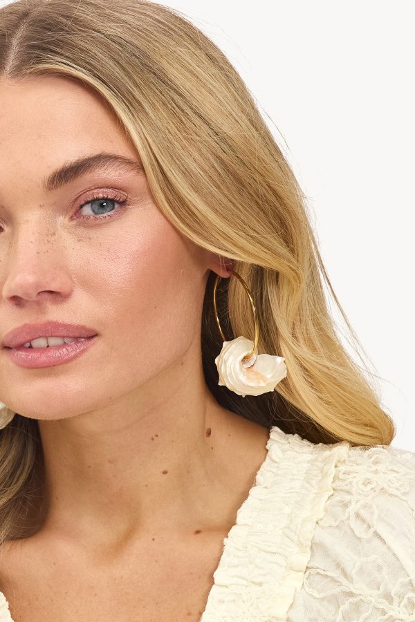 BEACHY BOHEMIAN
