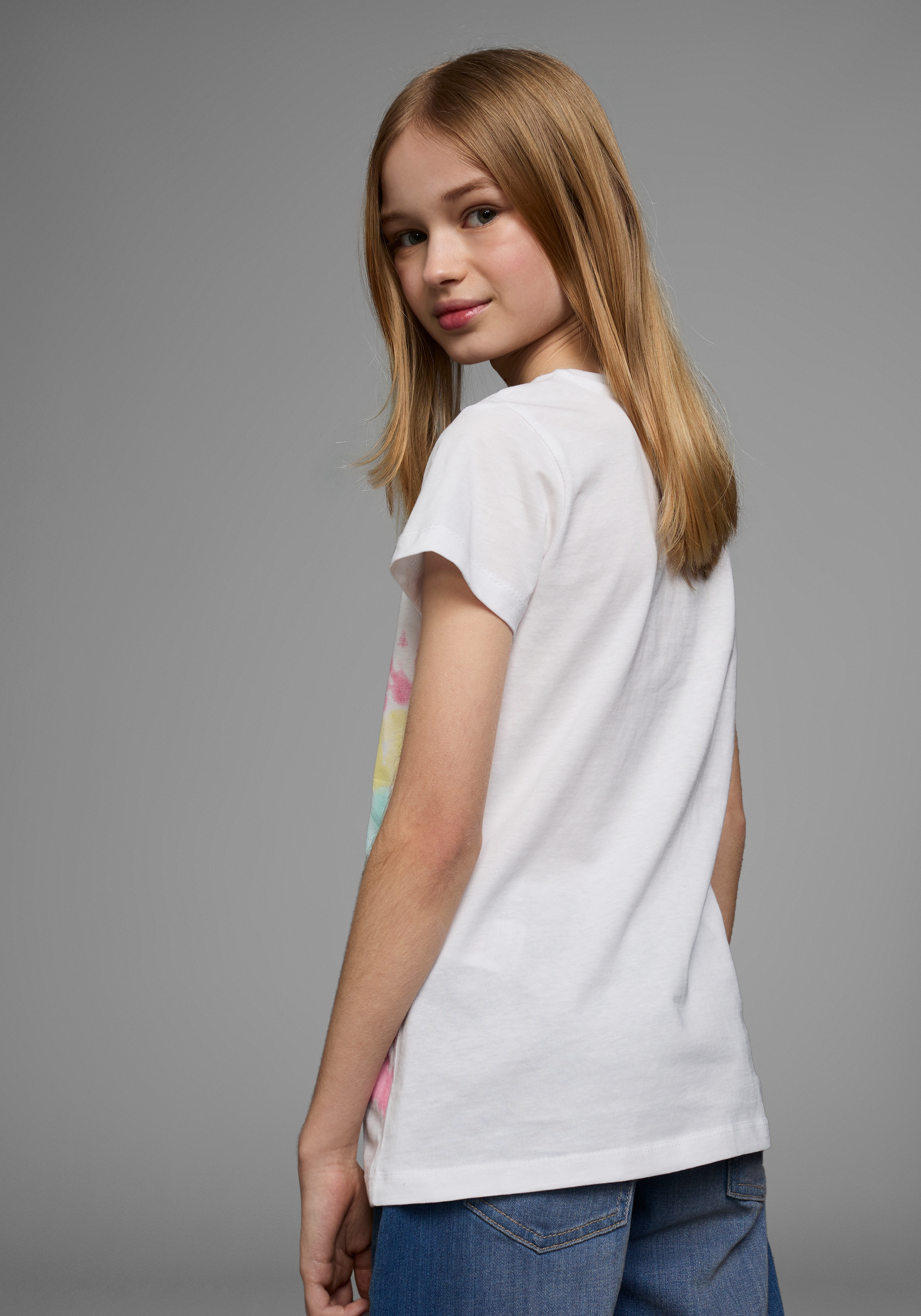 KIDSWORLD T-Shirt »Shirt mit Regenbogen-Print«, Kurzarm,  hüftlang geschnitten,  bedruckt,  Rundhals-Ausschnitt