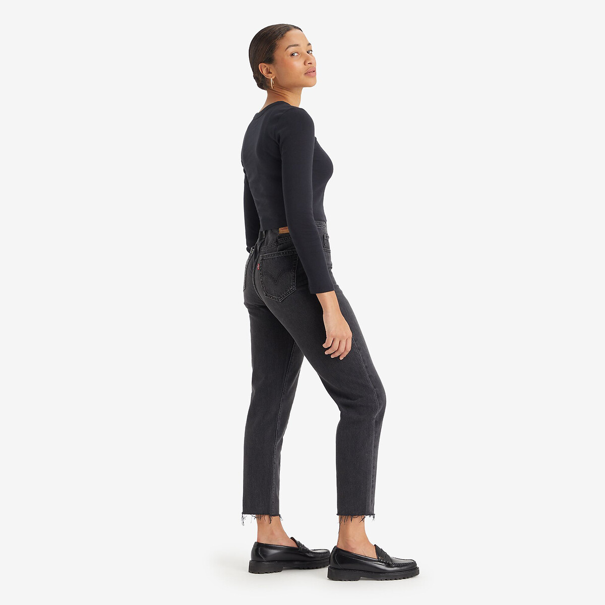 Calça jeans Levi's HW Mom Alterada
