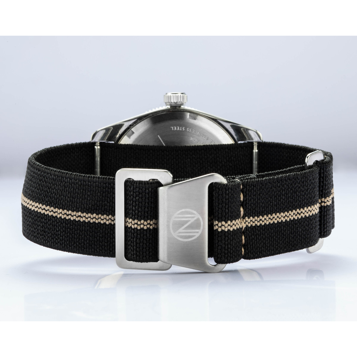 Montre coffret Spinnaker Croft homme automatique bracelet acier et nylon