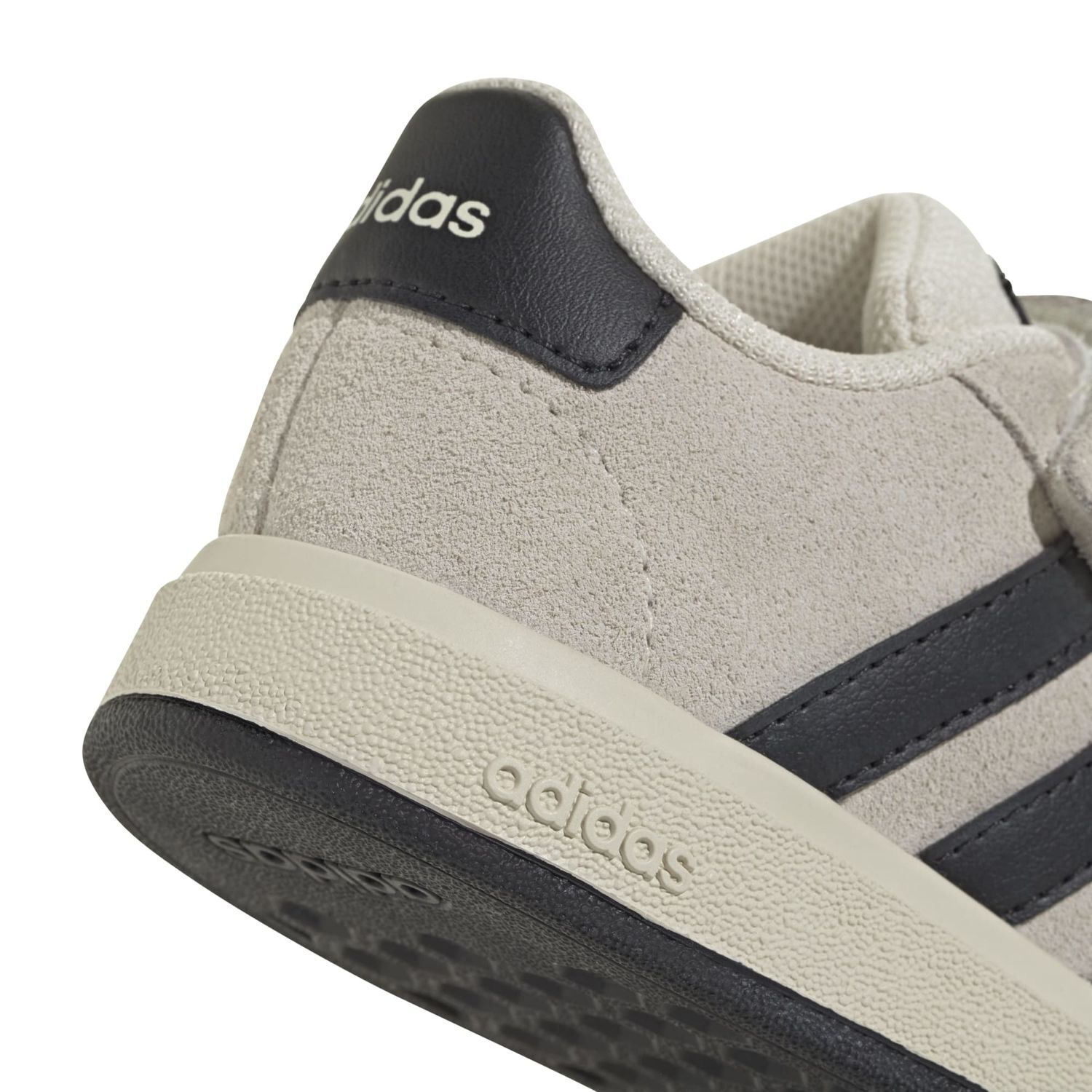 Adidas SportswearGRAND COURT 00s EL I