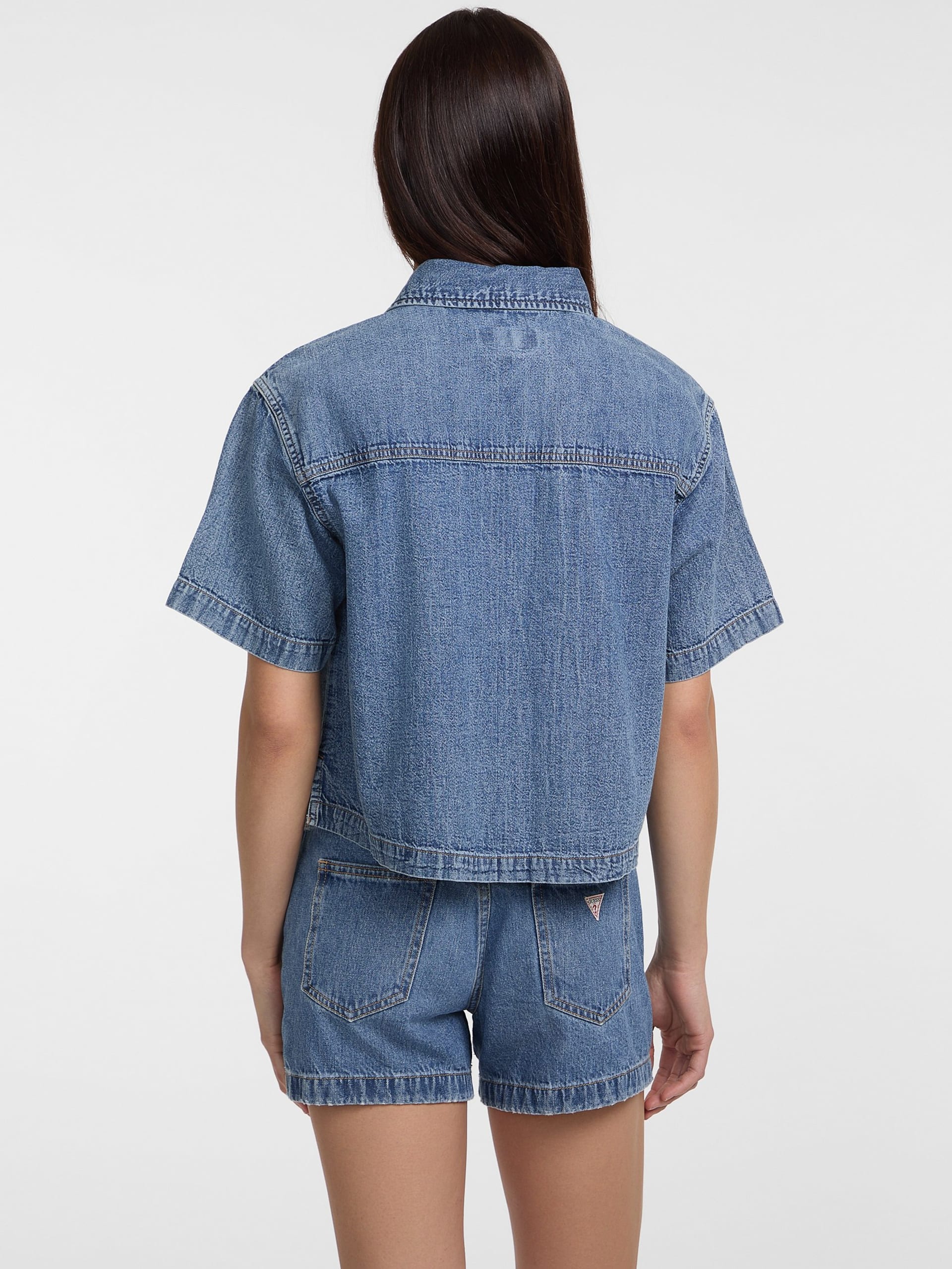 Camisa jeans quadrada