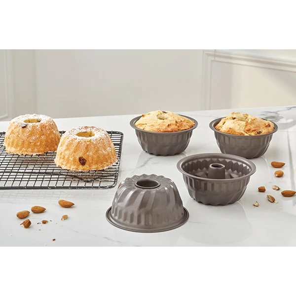 Set de 4 moules à mini kouglof acier revêtement antiadhérent 10 cm Mat