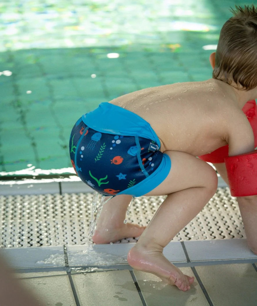 Watery blebadebukser til børn - Neoprene Swim Nappy - Nordic Green Stripes